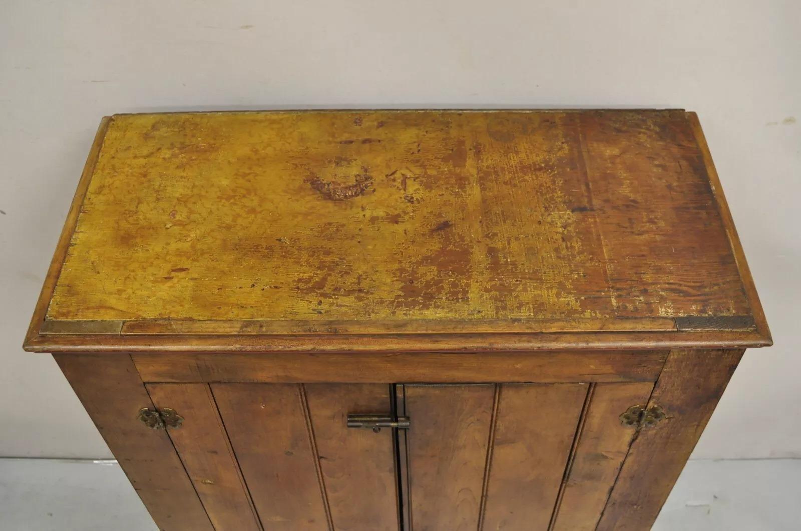 Antique Country Primitive Pine Wood Stained 2 Door Pantry Cupboard Cabinet In Good Condition In Philadelphia, PA