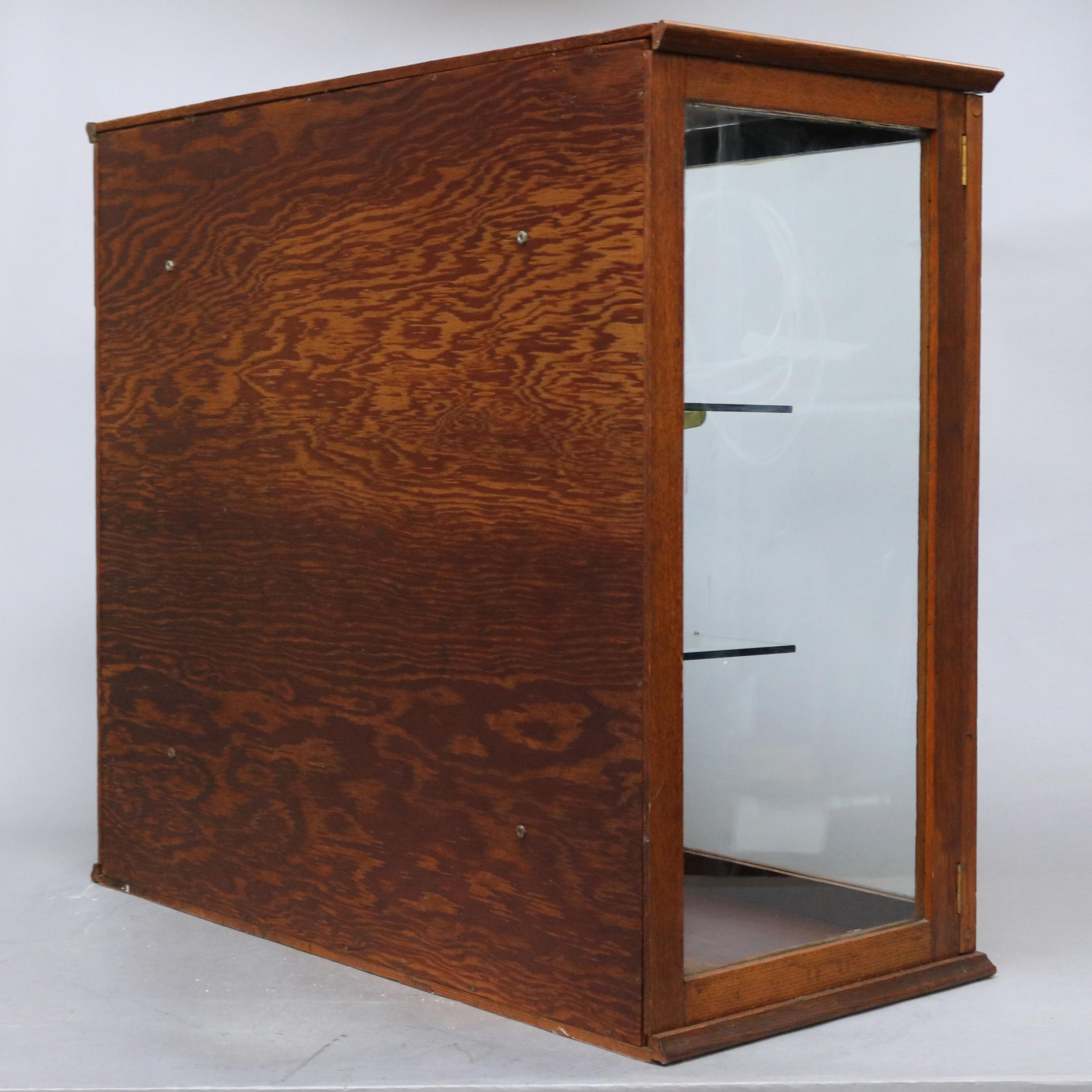 Antique Country Store Counter Top Display Cabinet, circa 1900 In Good Condition In Big Flats, NY