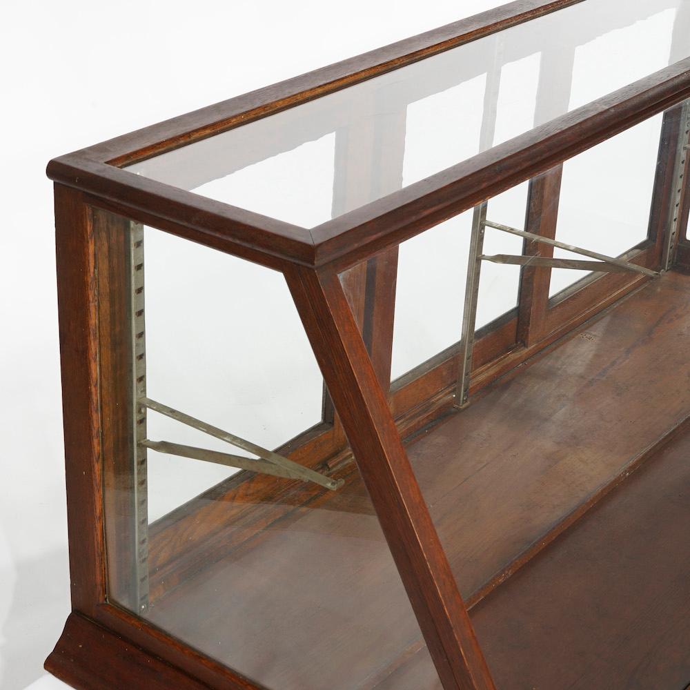 Antique Country Store Oak Table Top Slant-Front Display Case by Sun, circa 1900 In Good Condition In Big Flats, NY