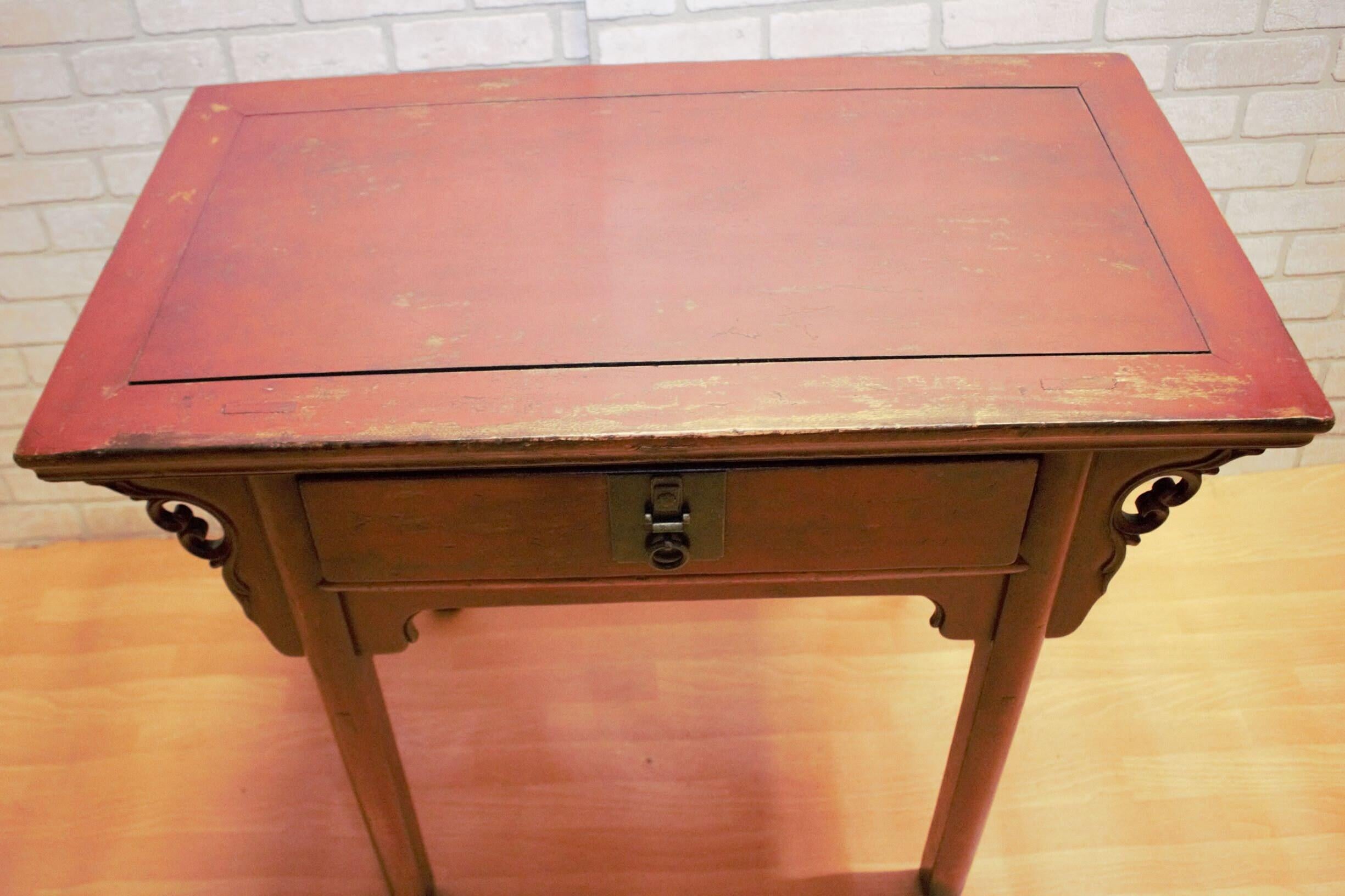 Antique Country-Style Chinese Red Lacquer Altar Desk/Console Table In Good Condition For Sale In Chicago, IL