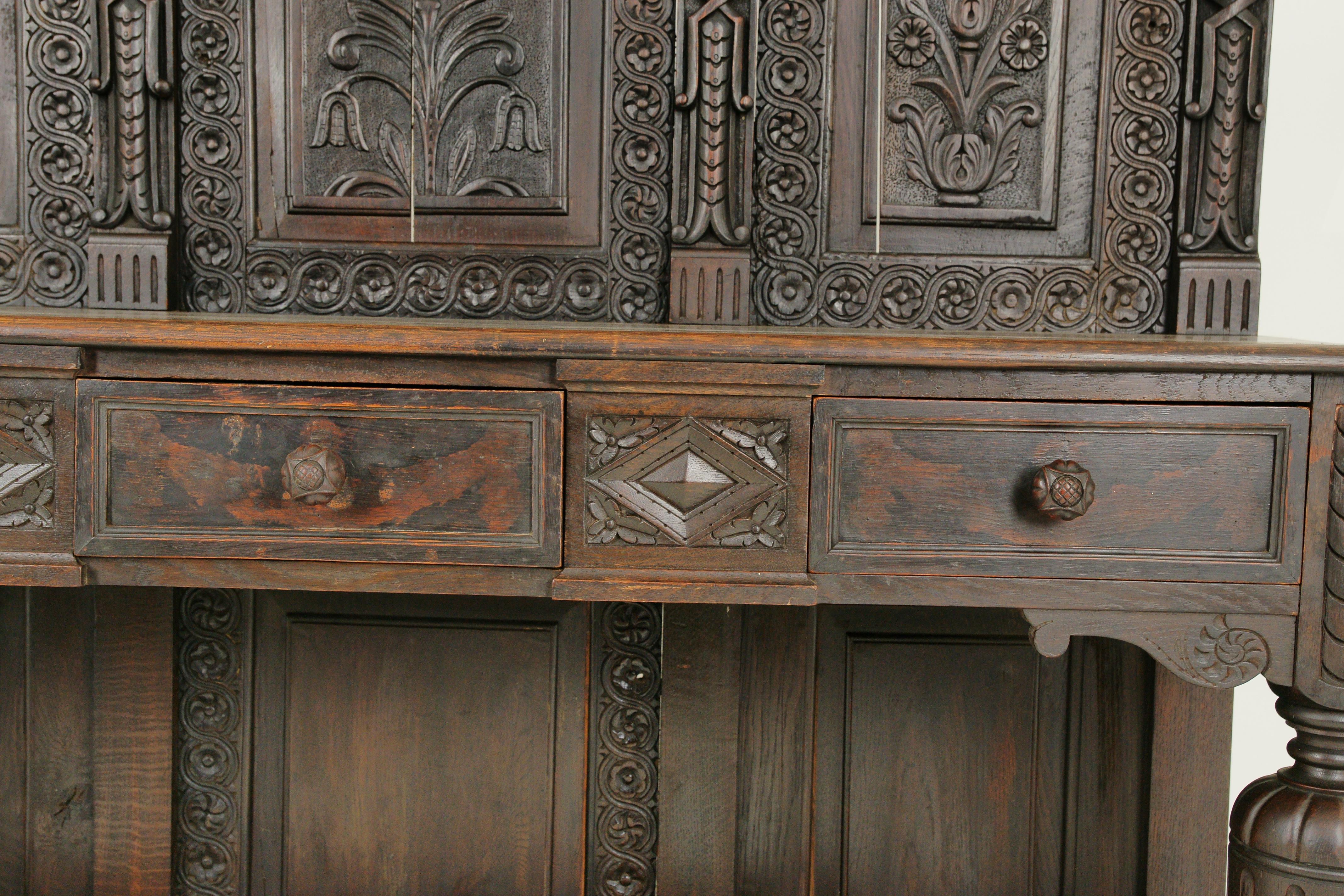 Antique Court Cupboard, Oak Sideboard, Carved Oak Buffet, Scotland 1790, H037 In Good Condition In Vancouver, BC