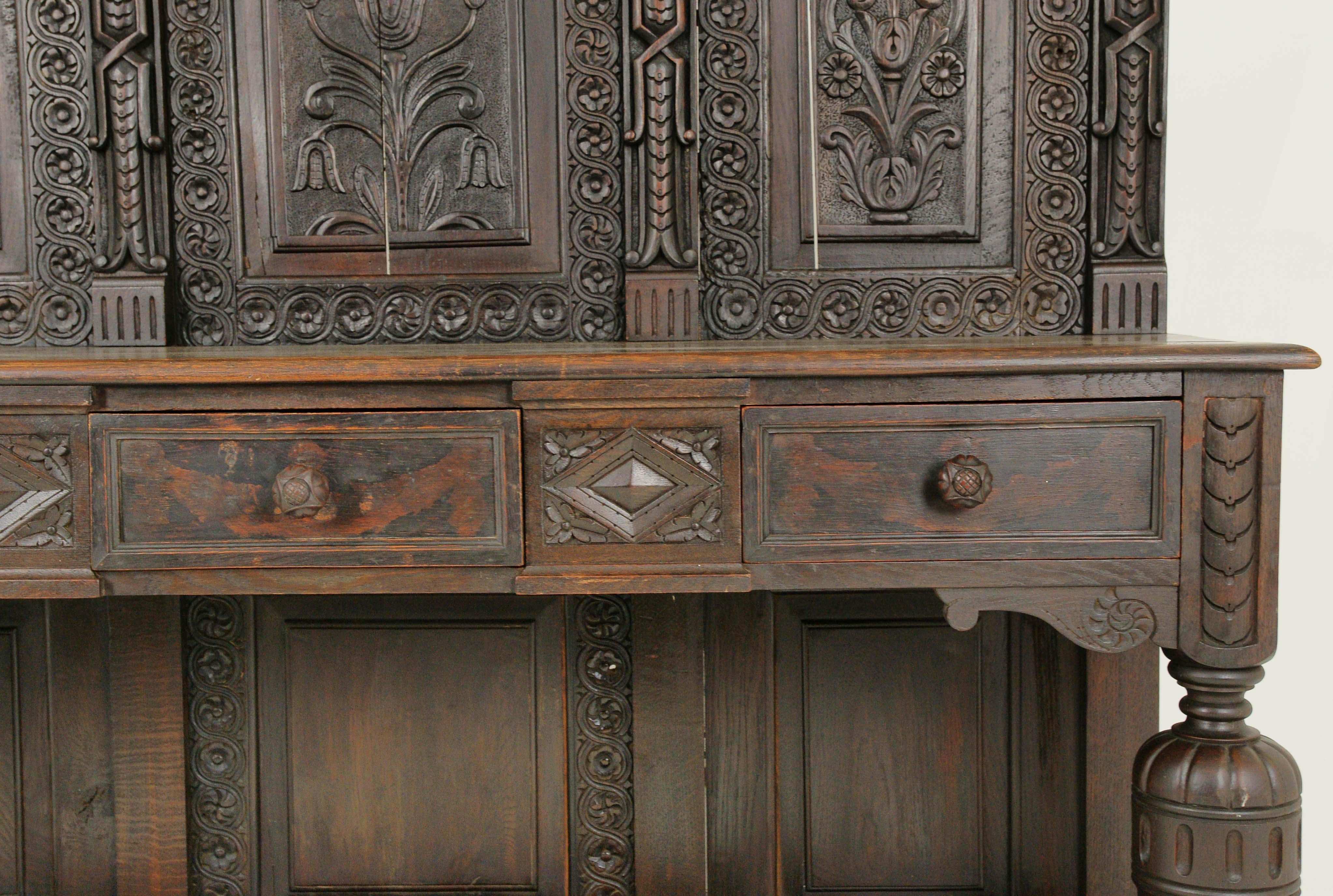 Late 18th Century Antique Court Cupboard, Oak Sideboard, Carved Oak Buffet, Scotland 1790, H037