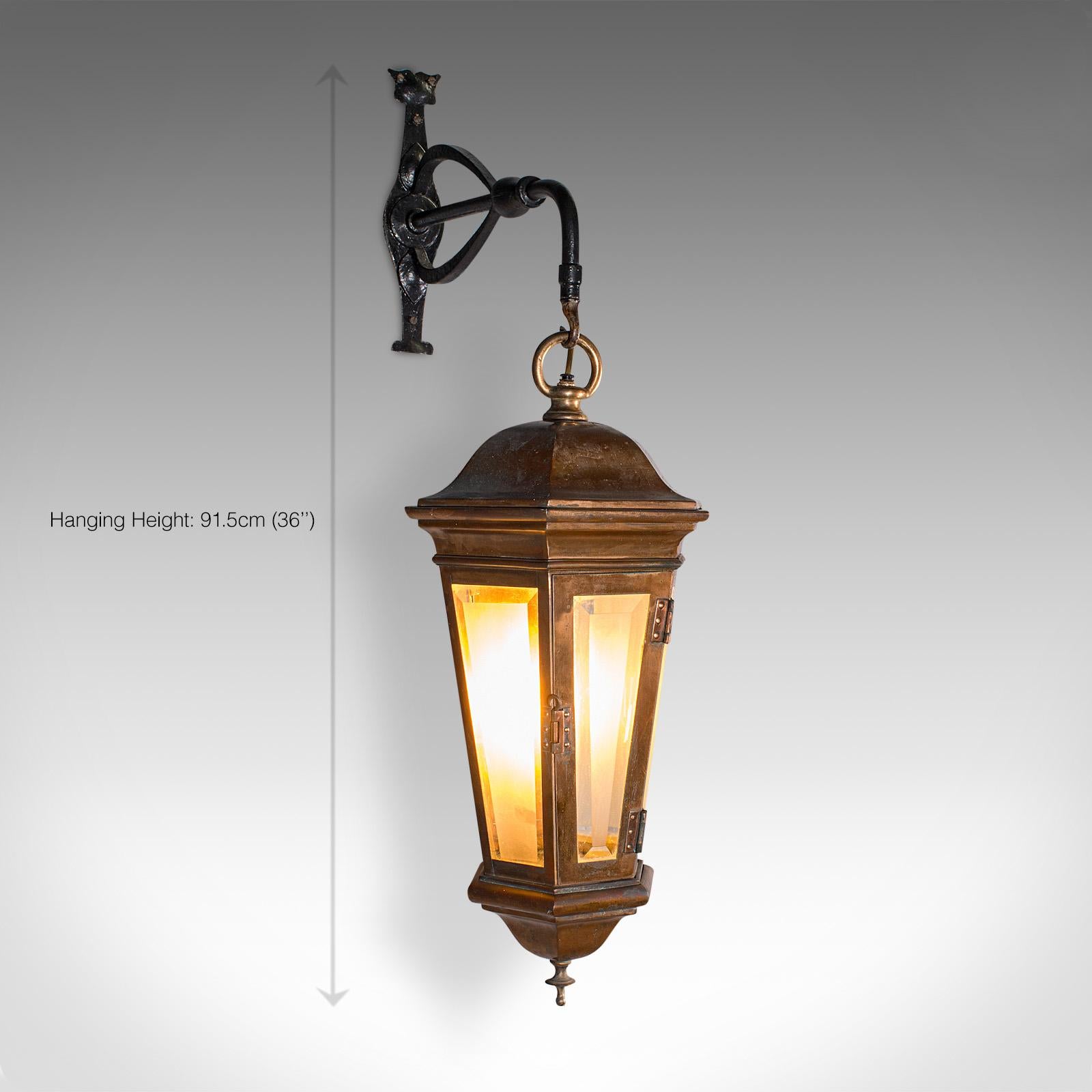 Antique Courtyard Light, English, Bronze, Wrought Iron, Carriage Lamp, Victorian im Angebot 6