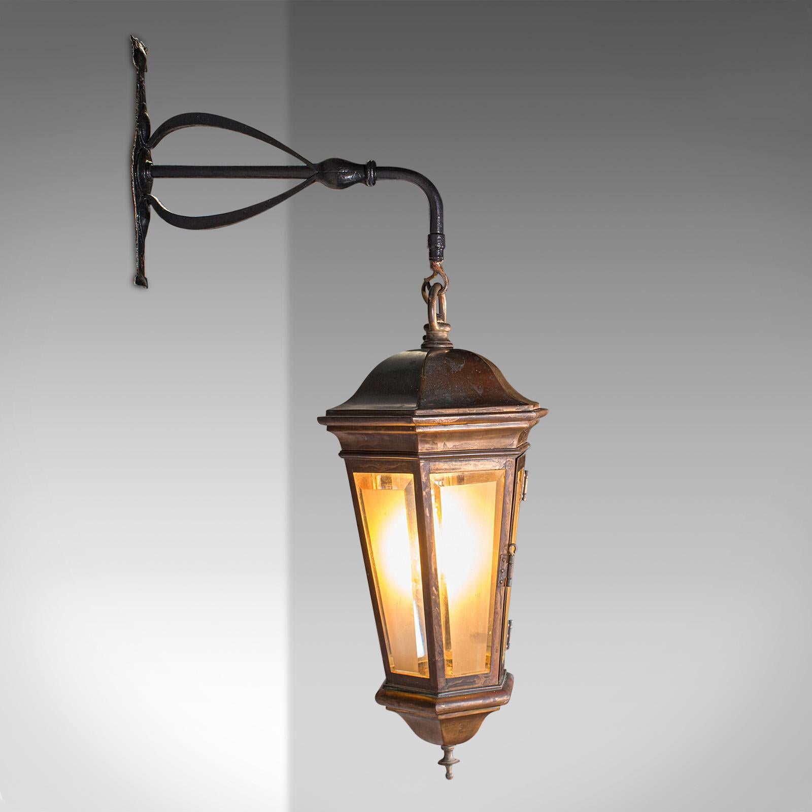 Antique Courtyard Light, English, Bronze, Wrought Iron, Carriage Lamp, Victorian im Angebot 3
