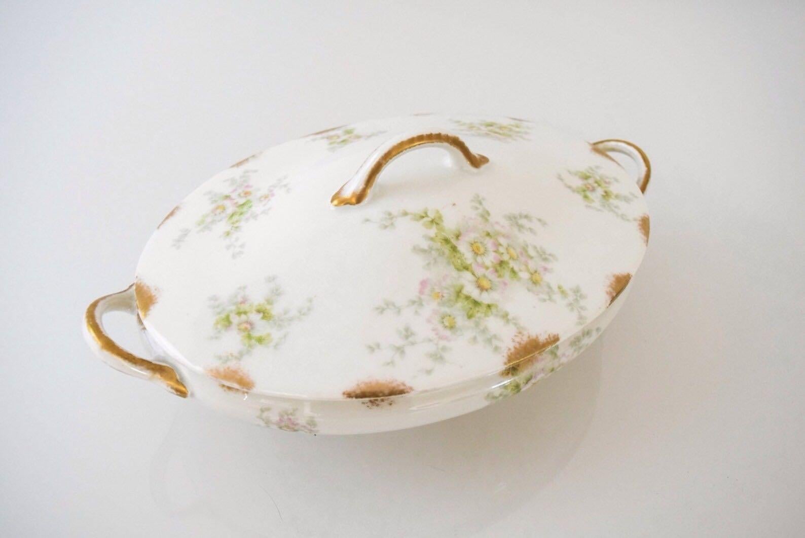 Country Antique Covered Serving Bowl or Tureen by Haviland Limoges For Sale