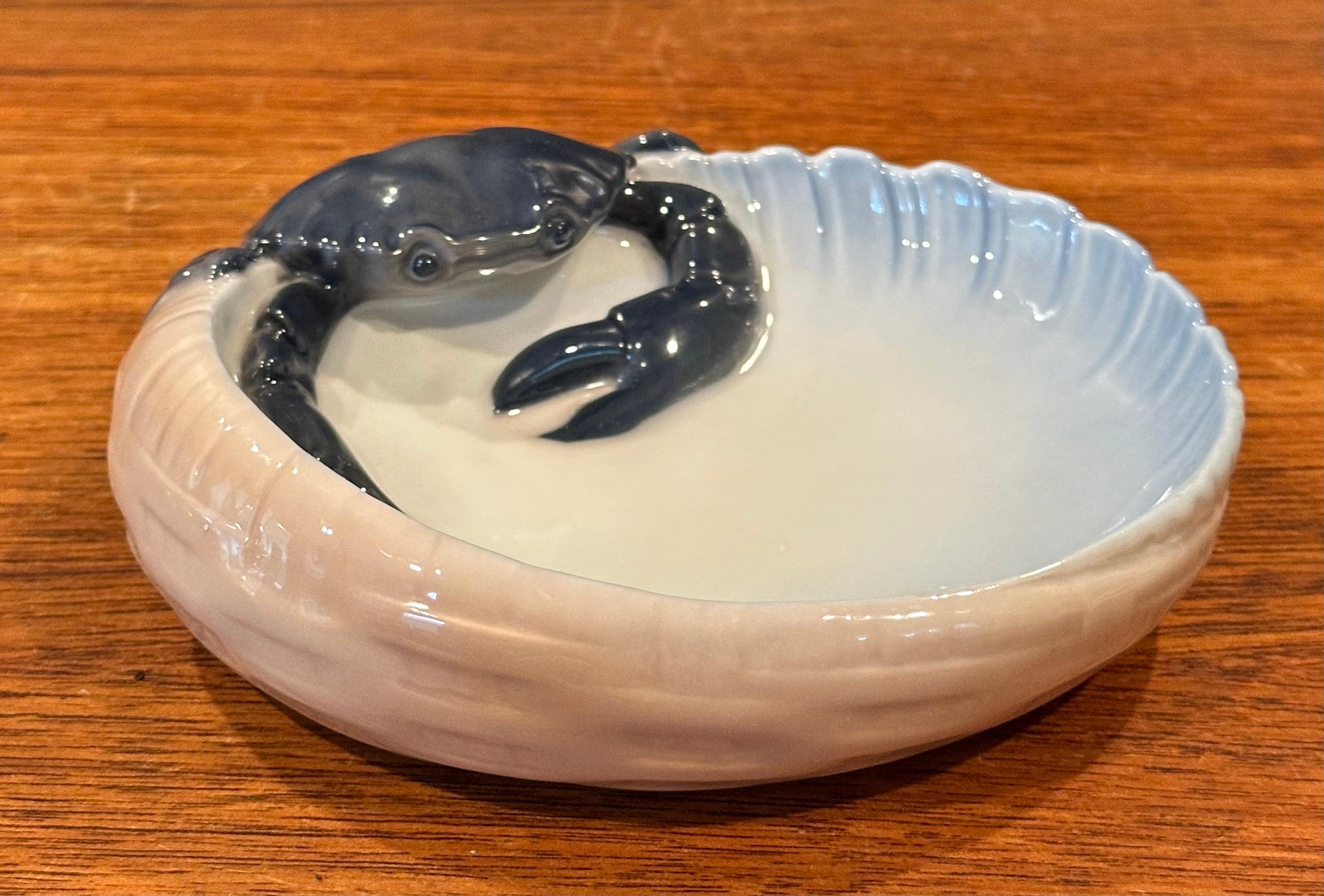20th Century Antique Crab Bowl by Jorgen Balslov for Royal Copenhagen For Sale