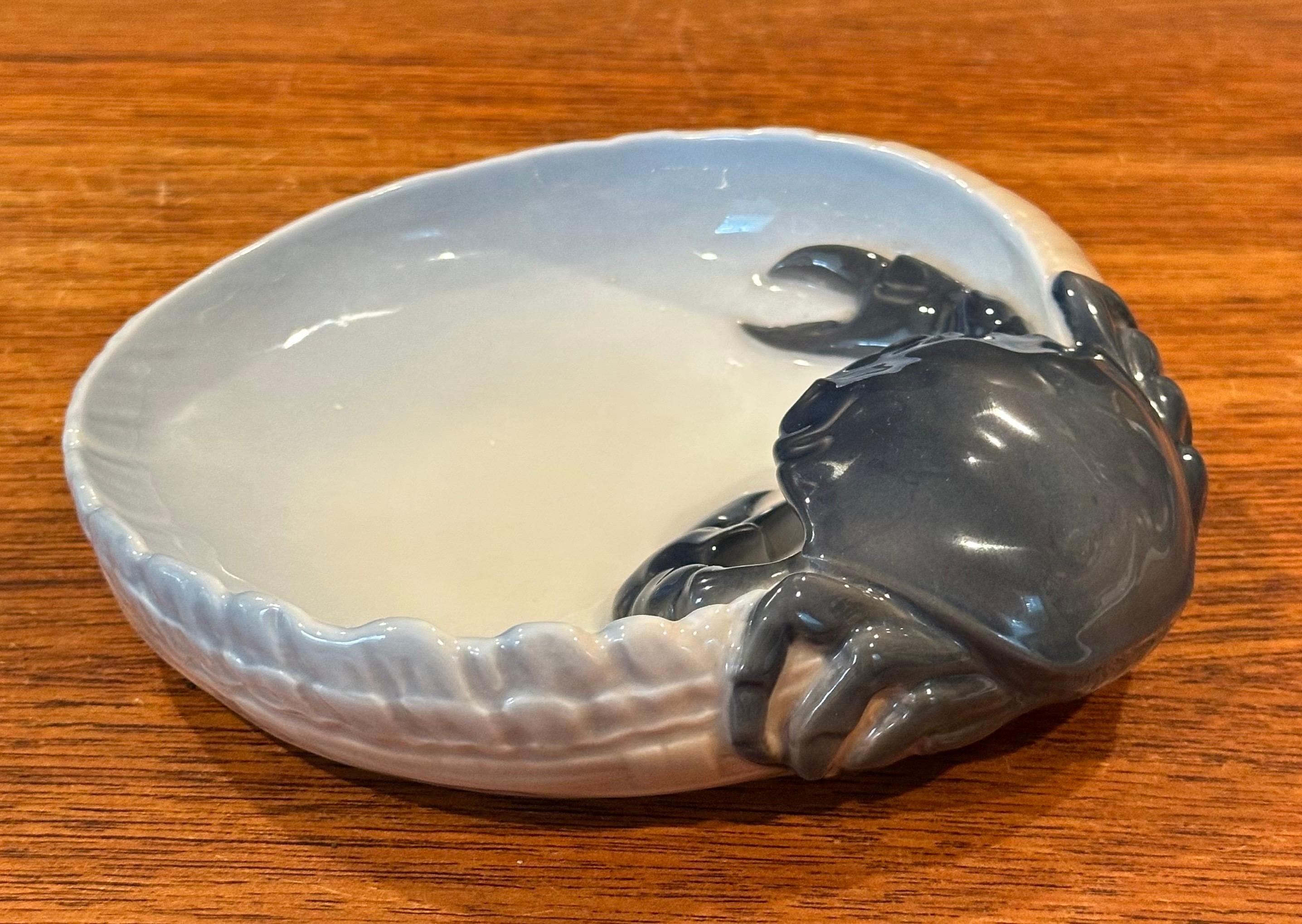 Antique Crab Bowl by Jorgen Balslov for Royal Copenhagen For Sale 1