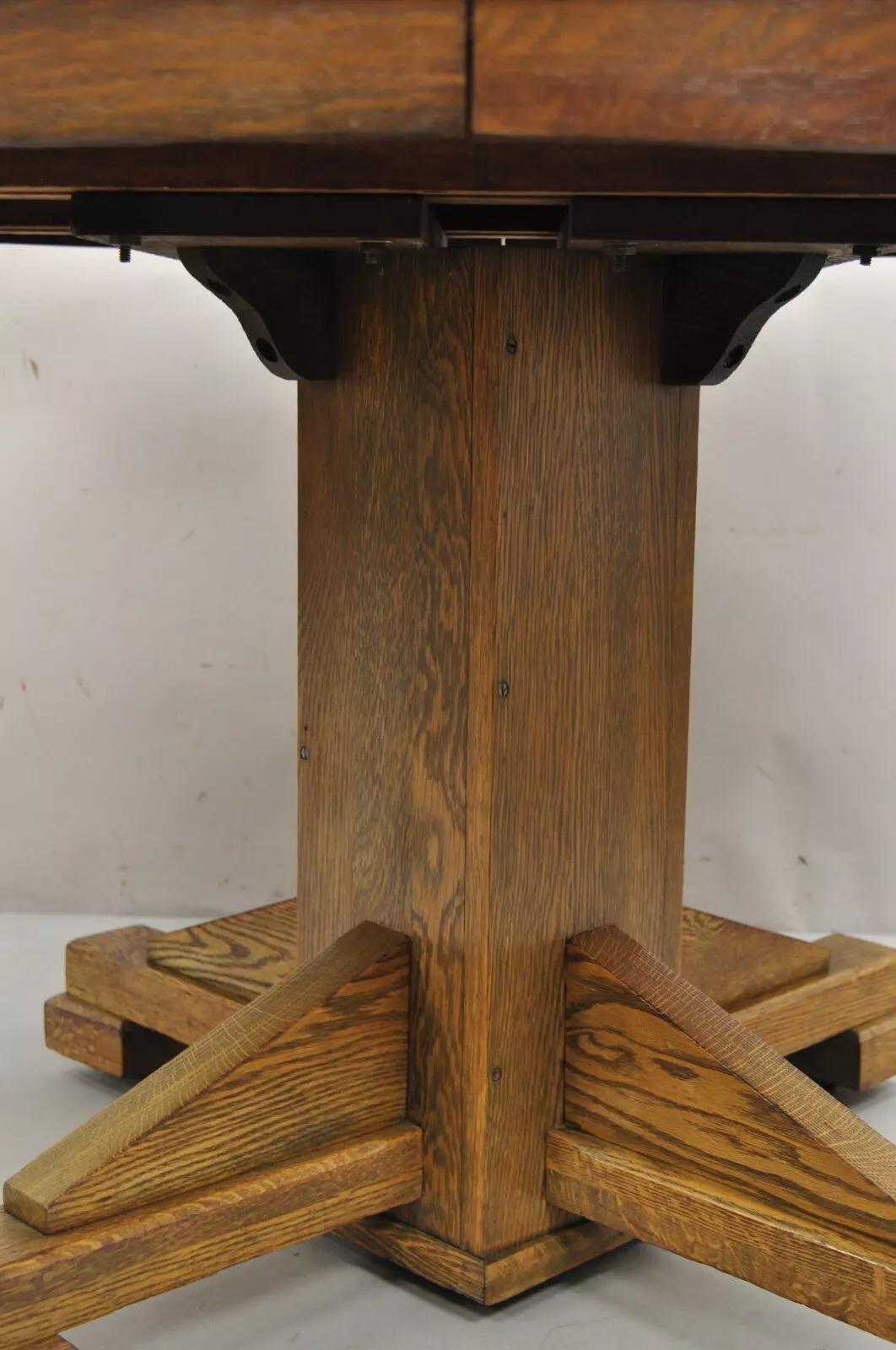 Antike Craftsman Mission Arts & Crafts Oak Wood Round Dining Table w / 2 Leaves im Angebot 3
