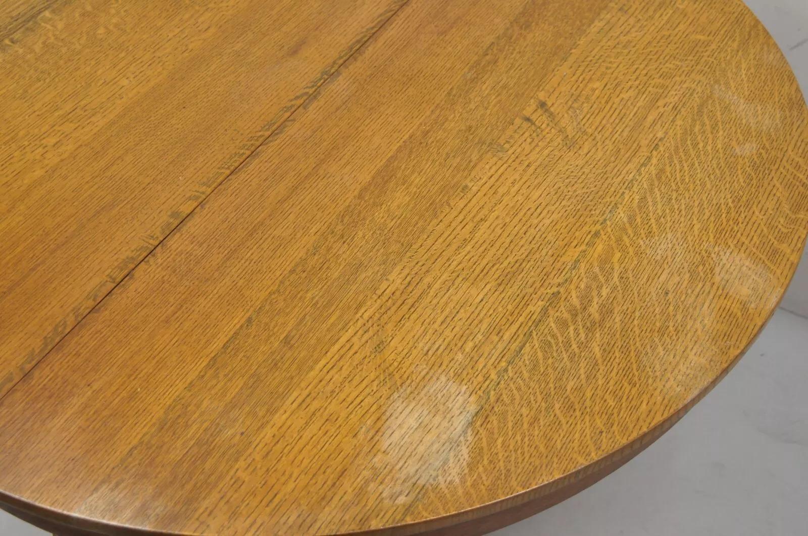 Antike Craftsman Mission Arts & Crafts Oak Wood Round Dining Table w / 2 Leaves (19. Jahrhundert) im Angebot