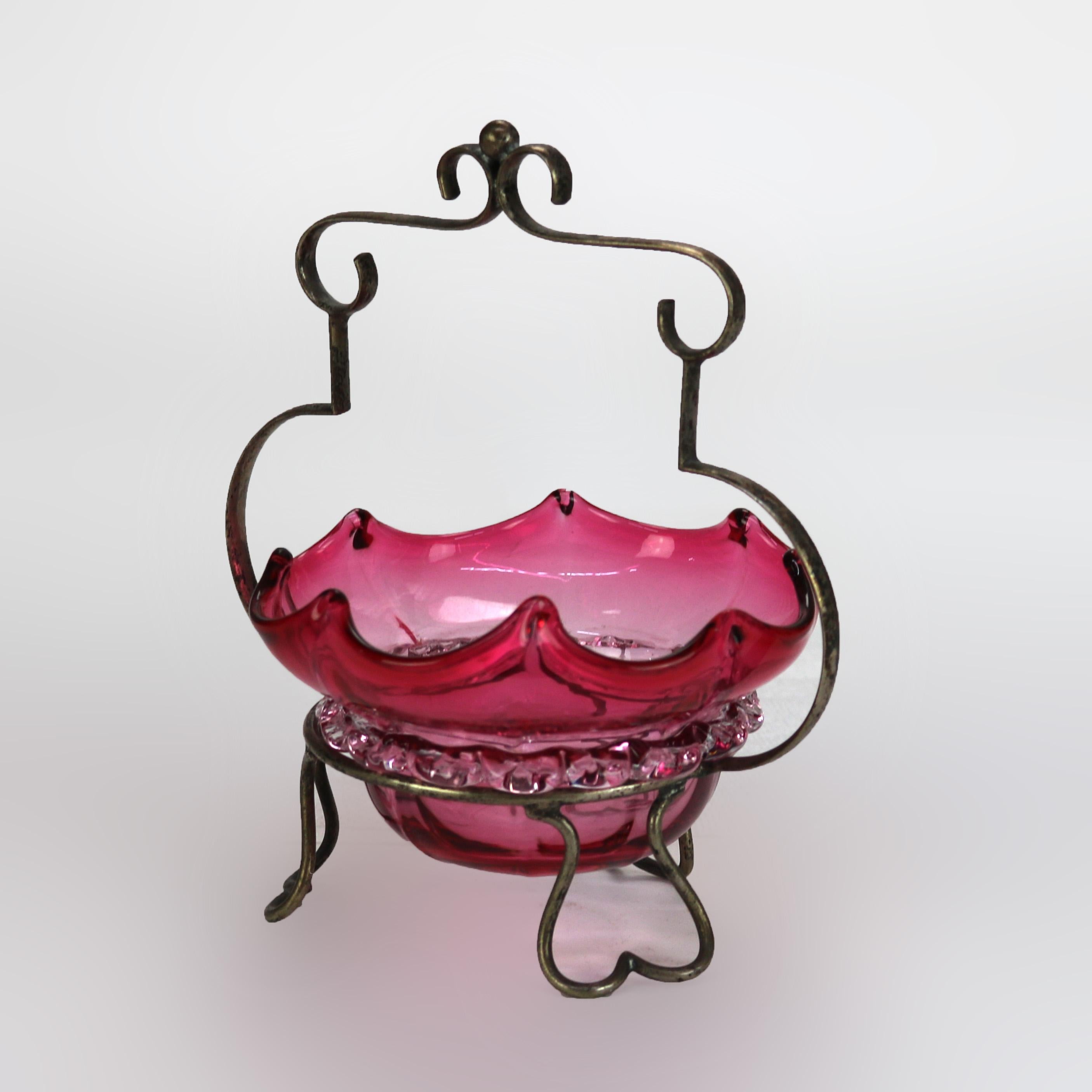Plaqué argent Panier ancien en verre d'art et en métal argenté C1890 en vente