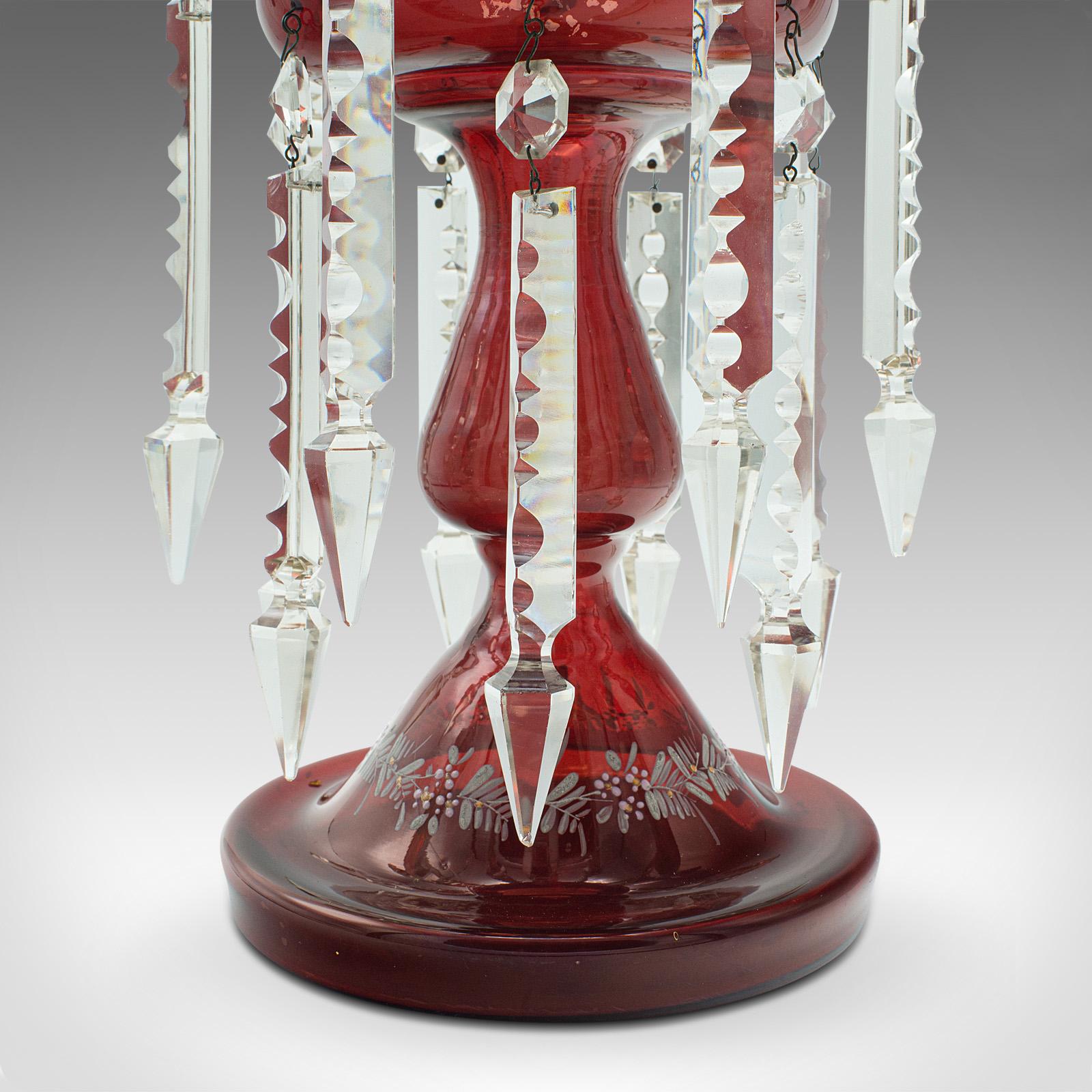Antiker Preiselbeerlüster, englisch, Kristall, dekorativ, Kerzenlampe, viktorianisch, viktorianisch im Angebot 1