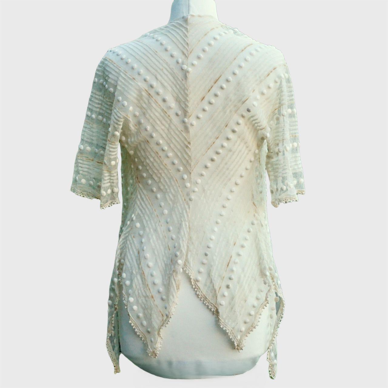 Gris Veste ancienne en dentelle crème plissée et motif circulaire en tissu en vente
