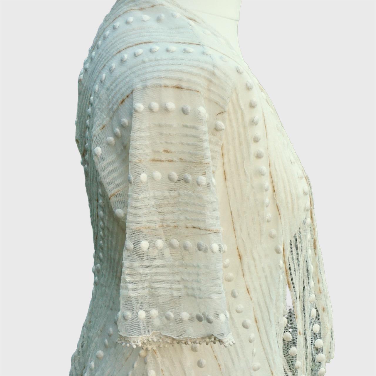 Veste ancienne en dentelle crème plissée et motif circulaire en tissu en vente 1