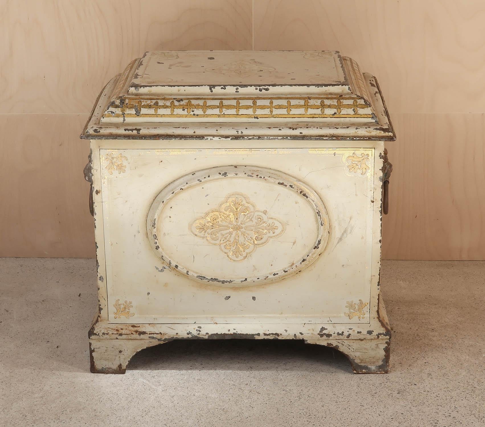 Antique Cream Painted Toleware Chest. Henry Loveridge Maker. English C.1850 For Sale 2