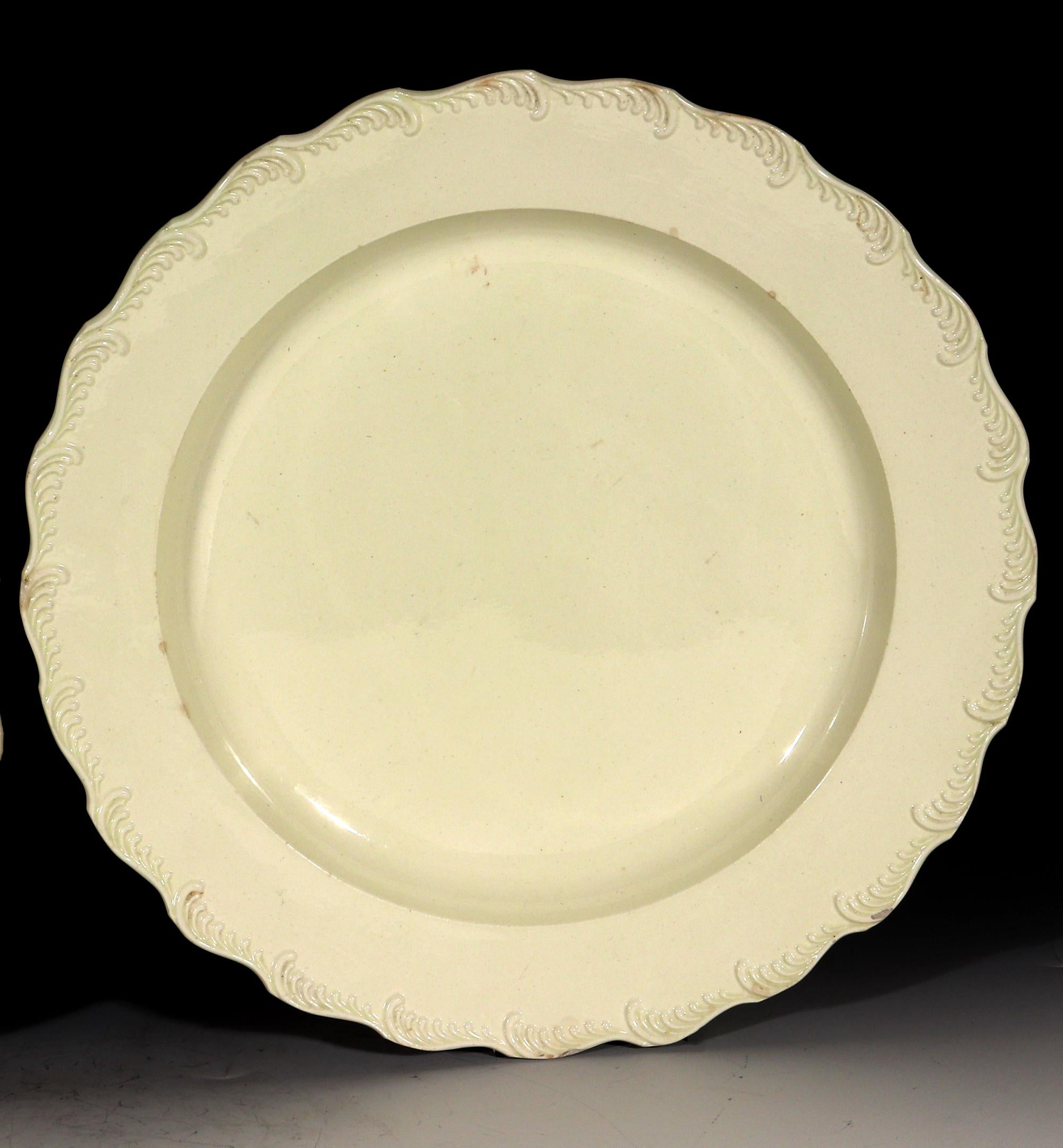 Antique Creamware Feather-Edge Circular Dishes-A Pair In Good Condition In Downingtown, PA