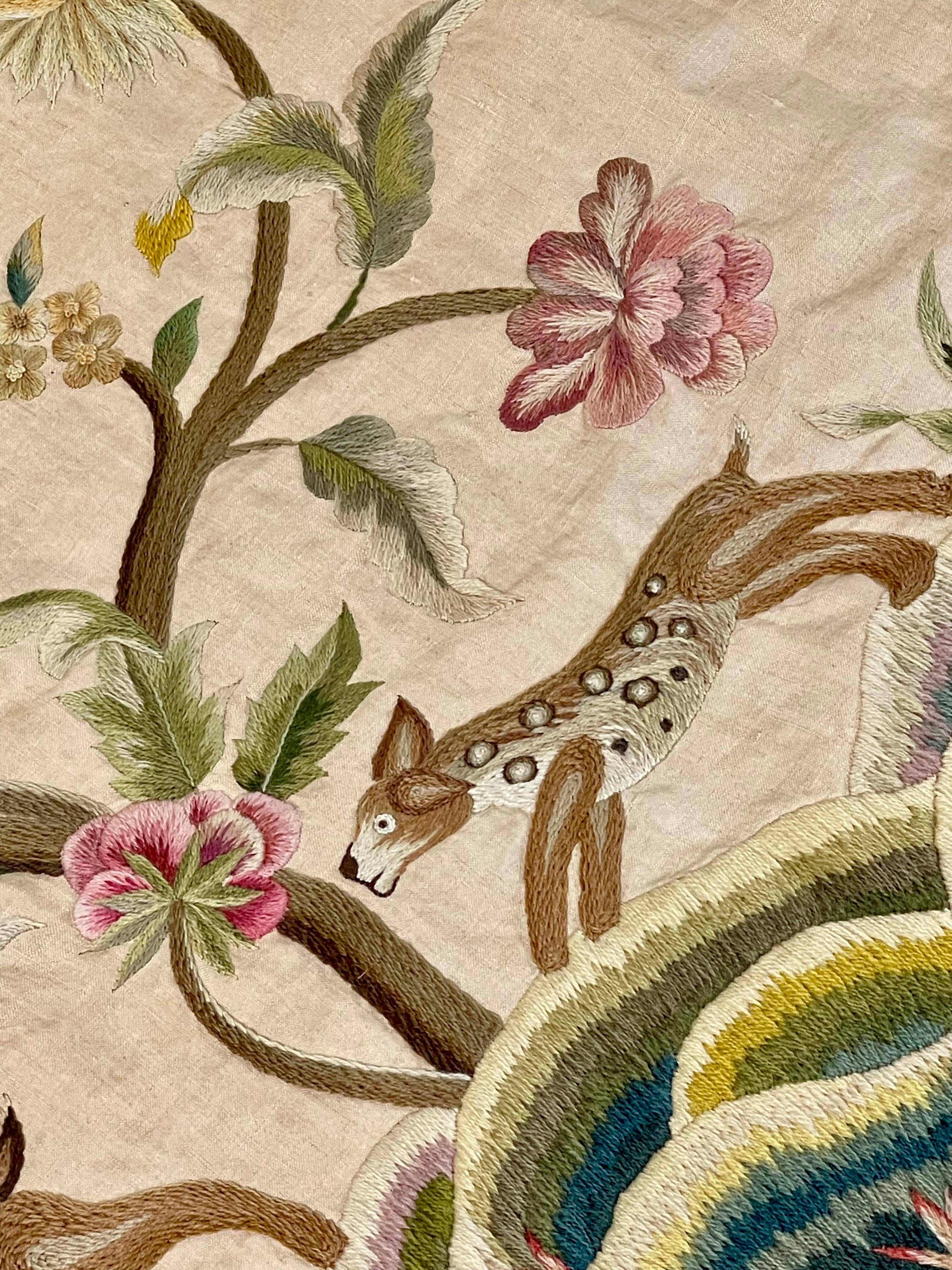 Cubierta antigua de Crewelwork Artes y Oficios ingleses 2