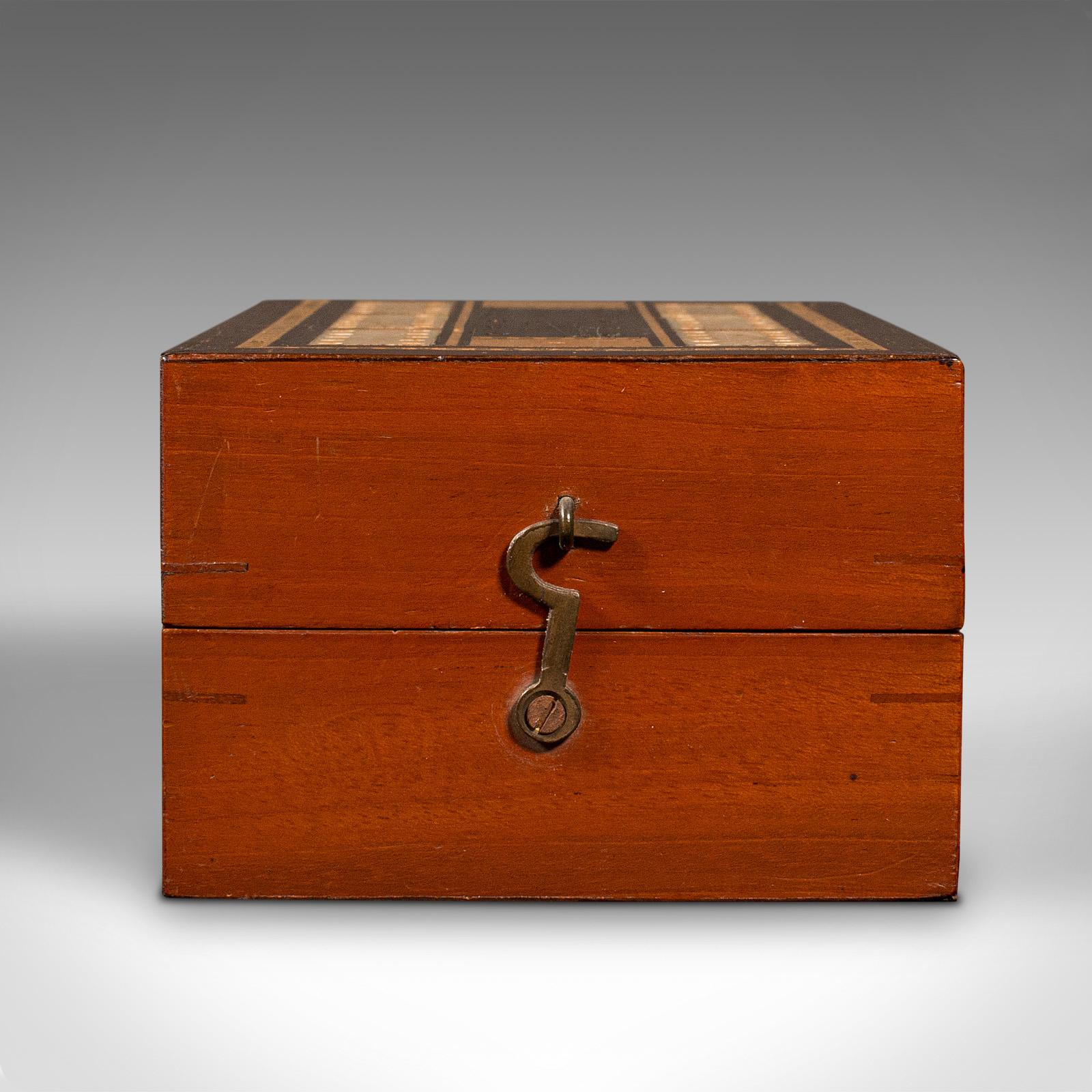 Antique Cribbage Game Case, English Gaming Box, Playing Cards, Edwardian, C.1910 In Good Condition In Hele, Devon, GB