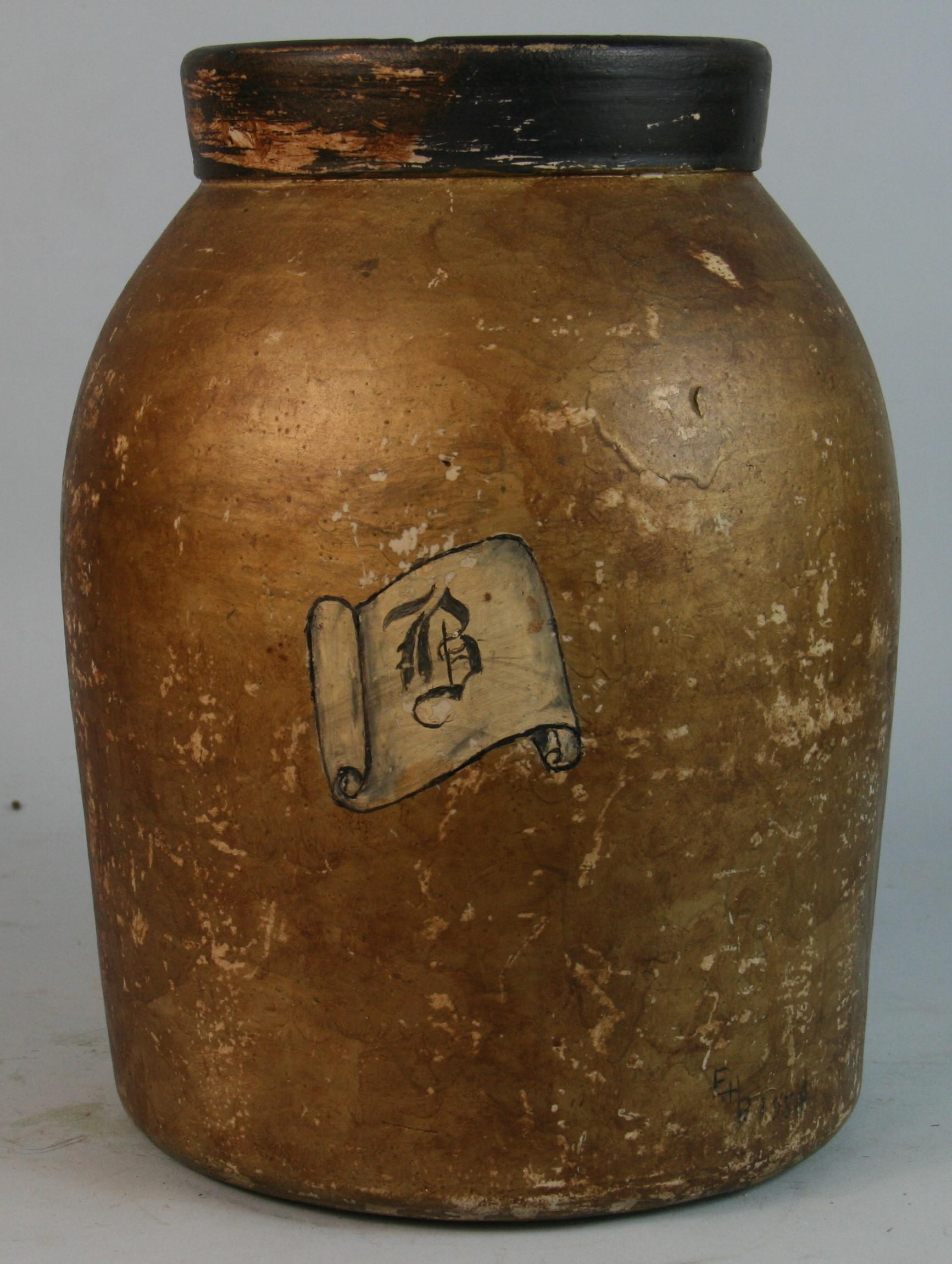 Céramique Pot de rocher antique peint à la main avec une scène bucolique de vaches en vente