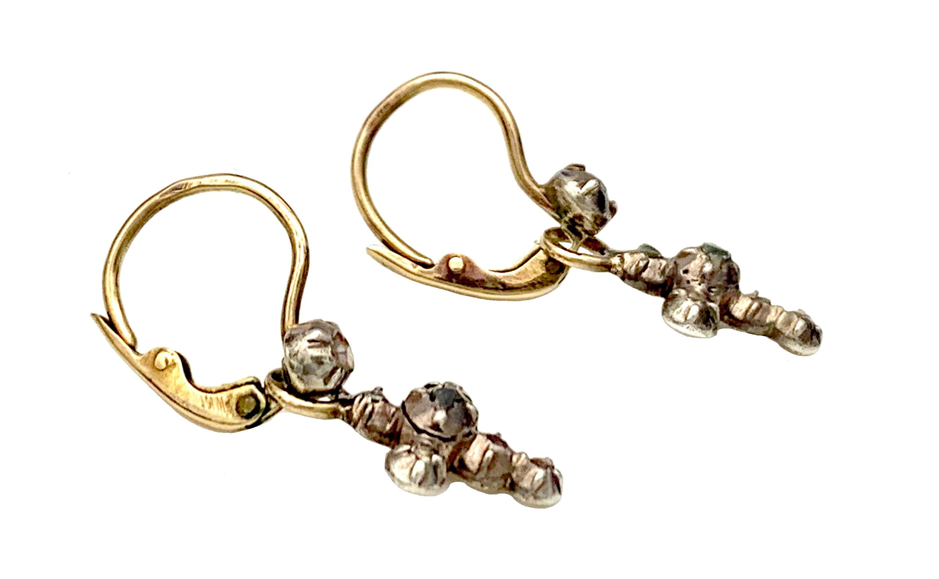 Taille rose Antiquités Croix Pendants d'oreilles Dangle Boucles d'oreilles Rose Diamants Argent 14K Or en vente