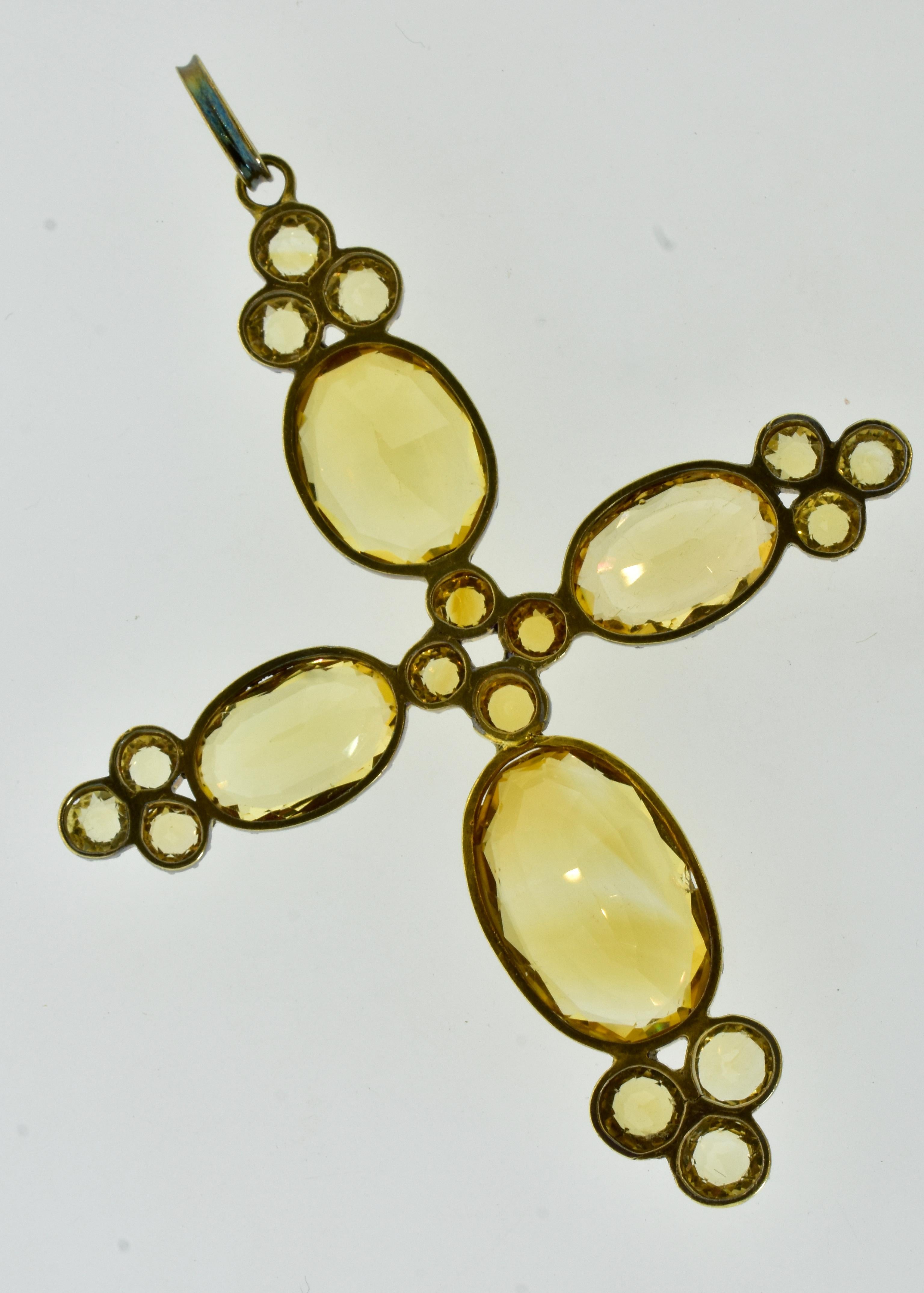 Antikes 18K-Kreuz 19. Jahrhundert mit Citrin im Fantasieschliff und Gold, um 1840 2