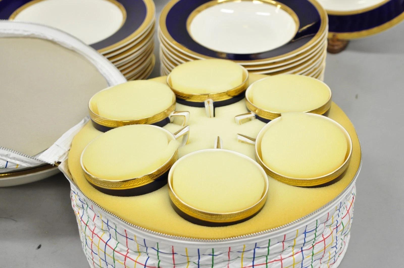 Antike Crown Ducal England Colfax Englisch Regency Kobaltblau & Gold 41 Stk. (20. Jahrhundert) im Angebot