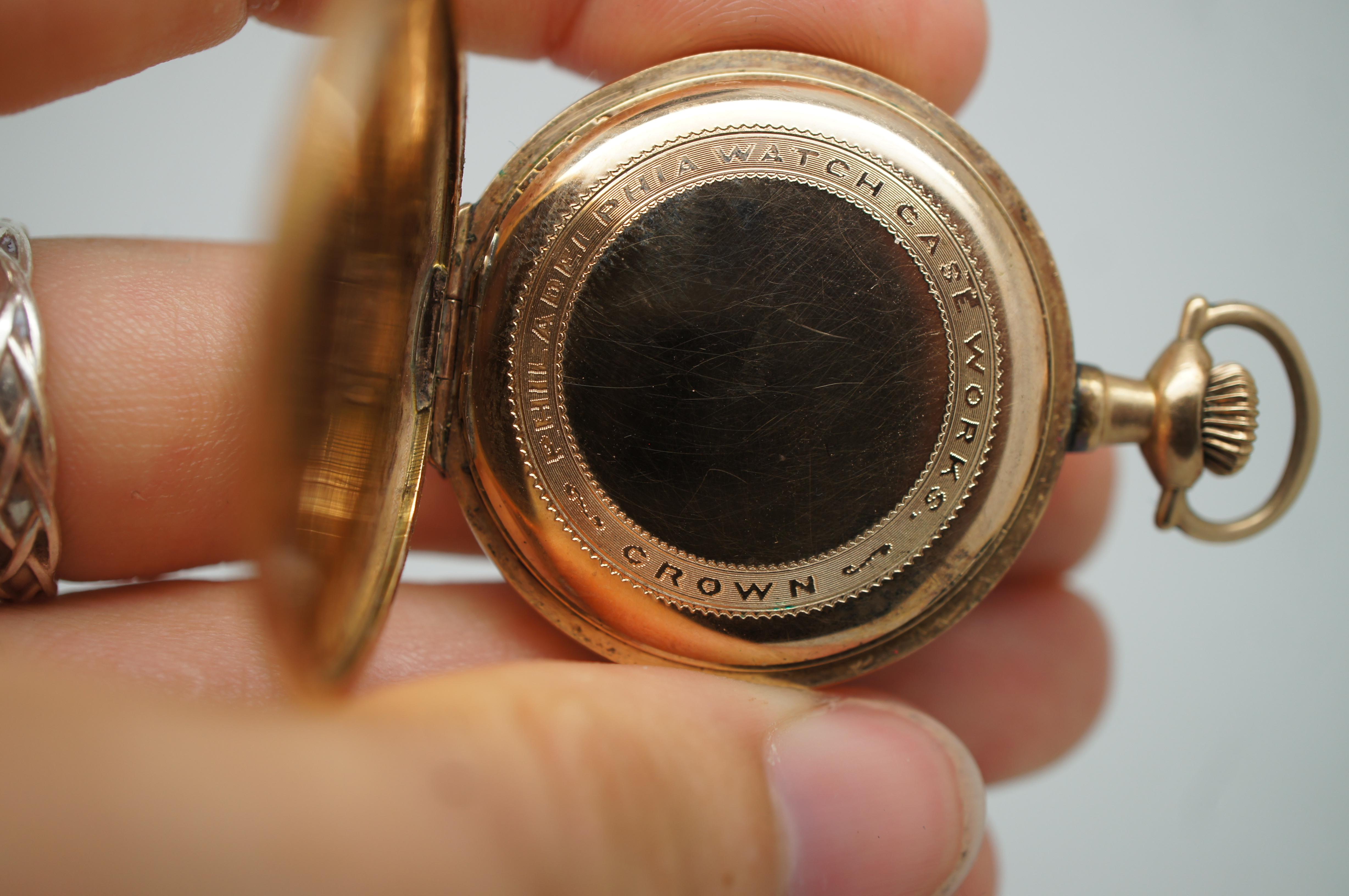 Early 20th Century Antique Crown New York Standard Philadelphia Case 14k Gold Fill 7J Pocket Watch For Sale