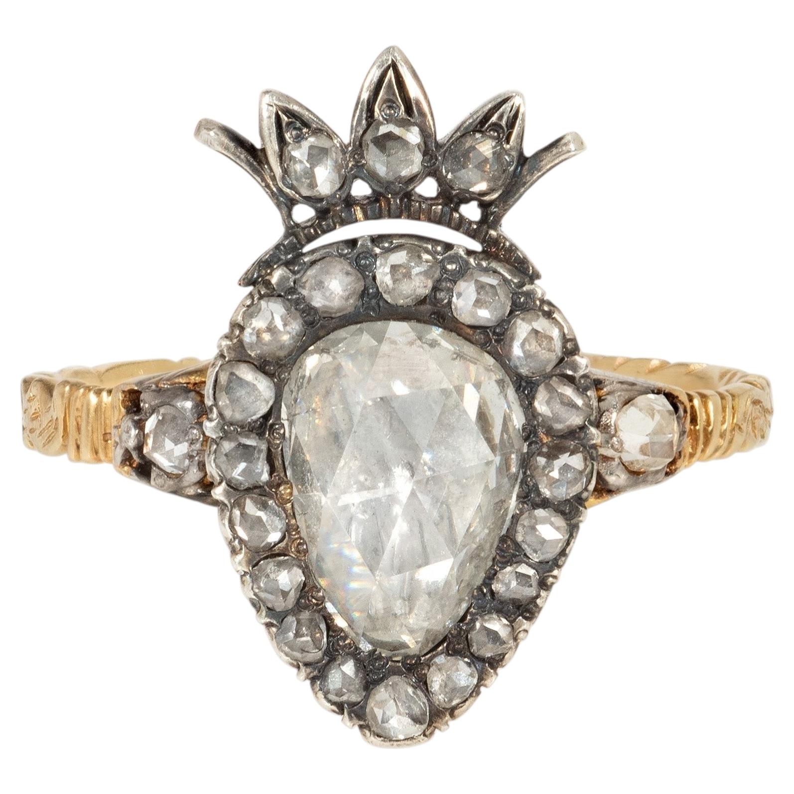 Antiker Ring mit gekröntem Herz im Angebot