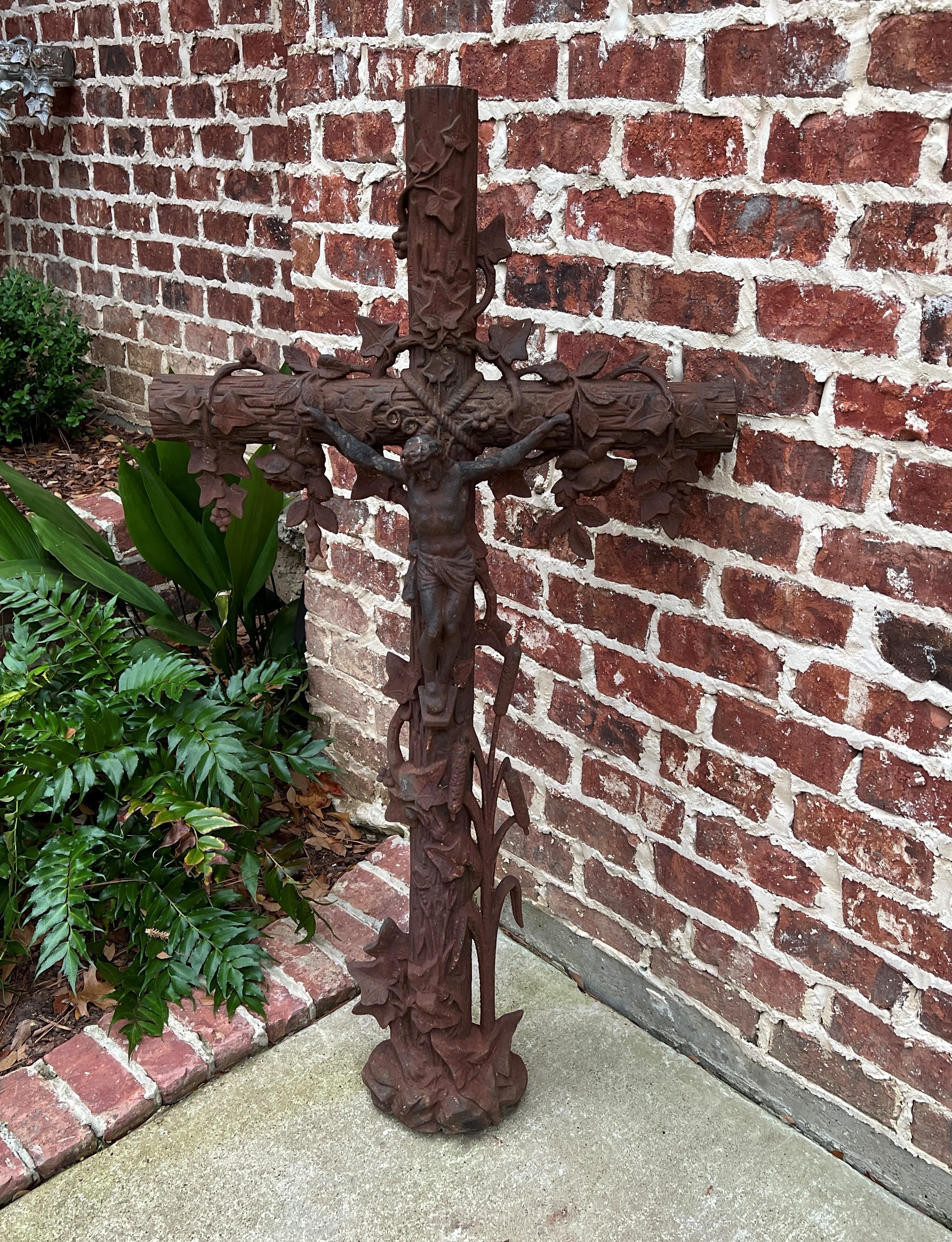 Antique Crucifix Cross Cast Iron Garden Architectural Chapel Church Cemetery #1 For Sale 4