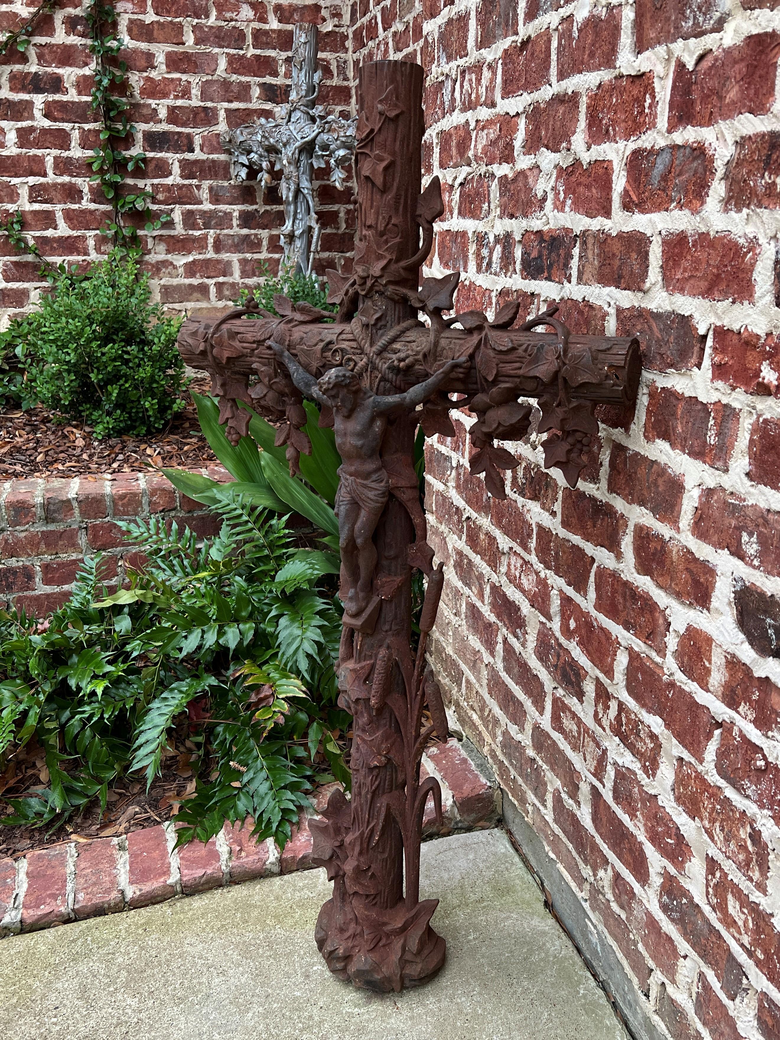 Antique Crucifix Cross Cast Iron Garden Architectural Chapel Church Cemetery #1 For Sale 3