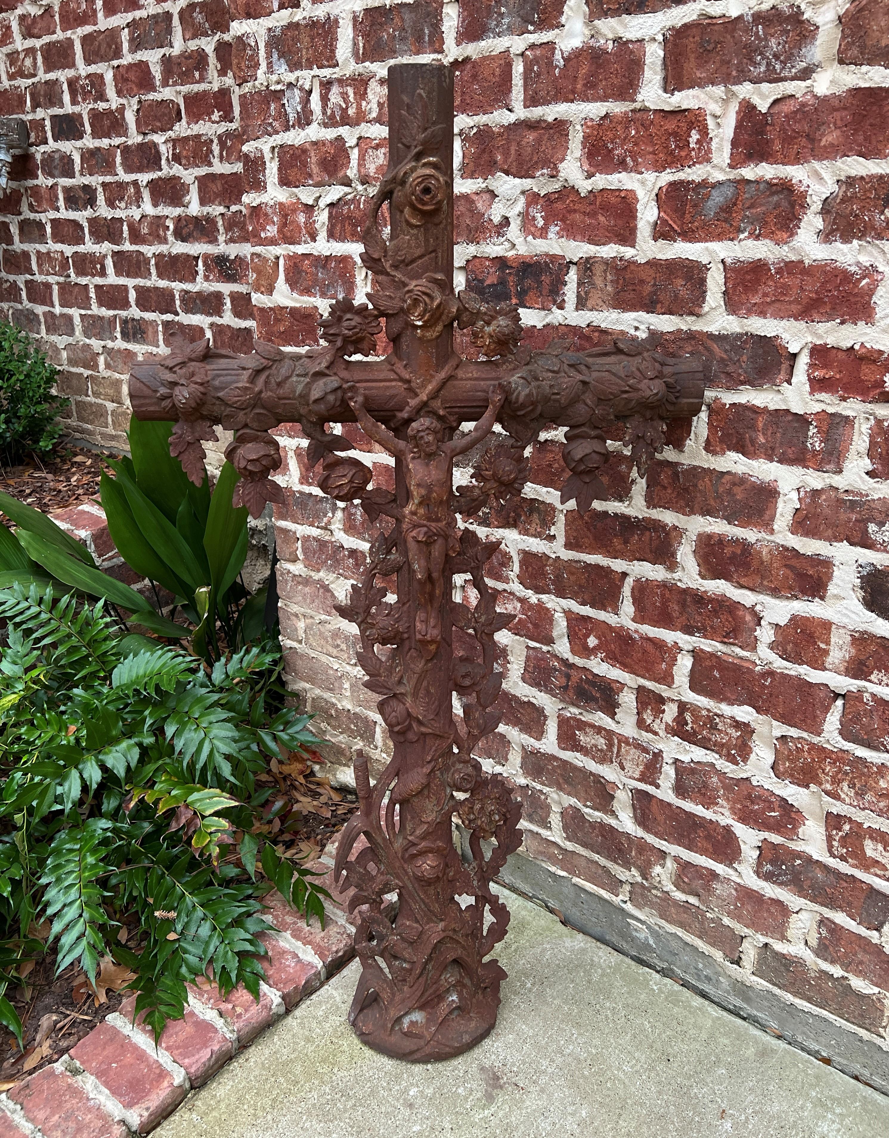 Antique Crucifix Cross Cast Iron Garden Architectural Chapel Church Cemetery #2 For Sale 2