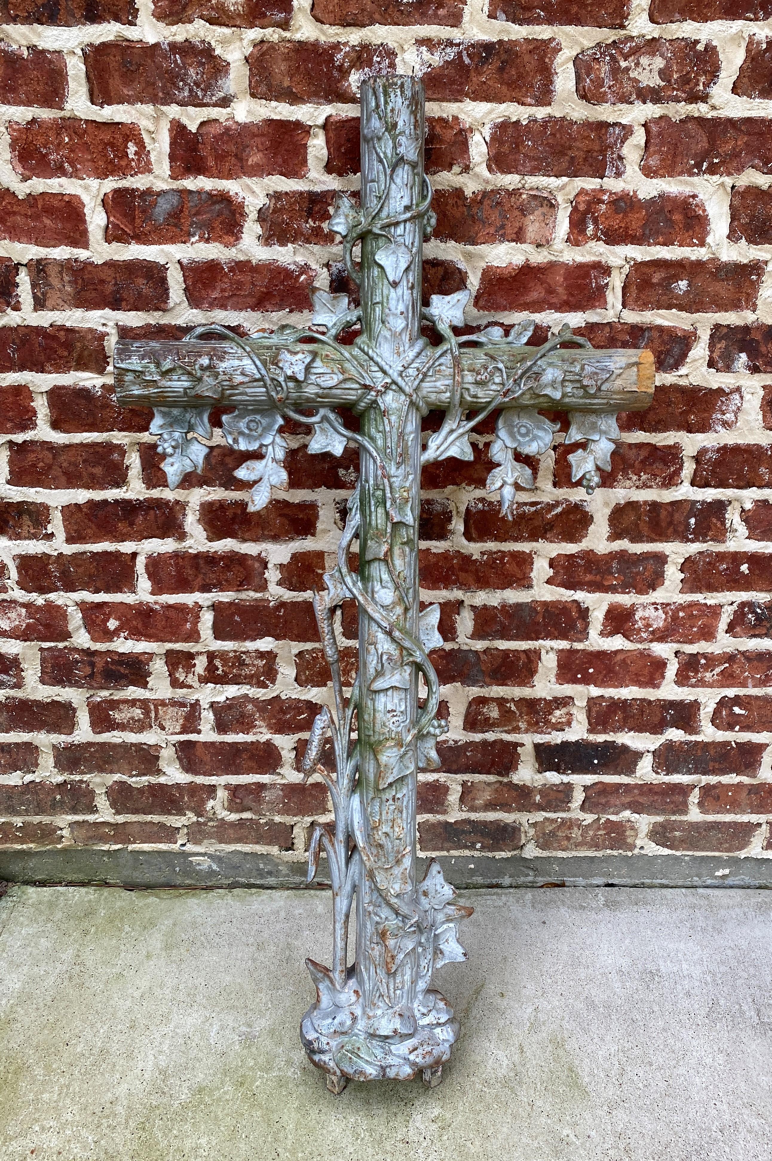 Antique Crucifix Cross Cast Iron Garden Architectural Chapel Church Cemetery 6