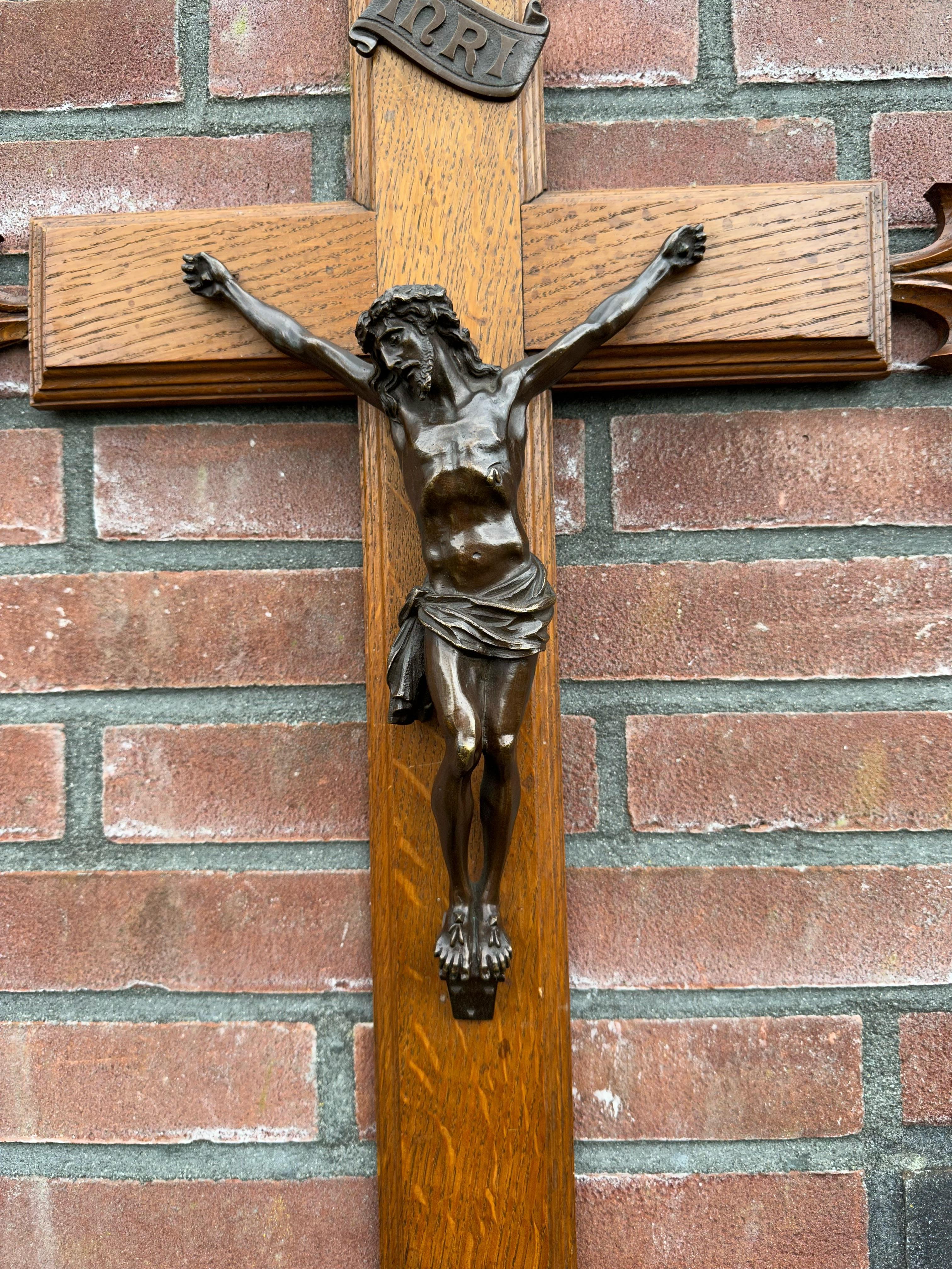 French Antique Crucifix w. Bronze Corpus and Stunning Hand Carved Oakwood Cross For Sale