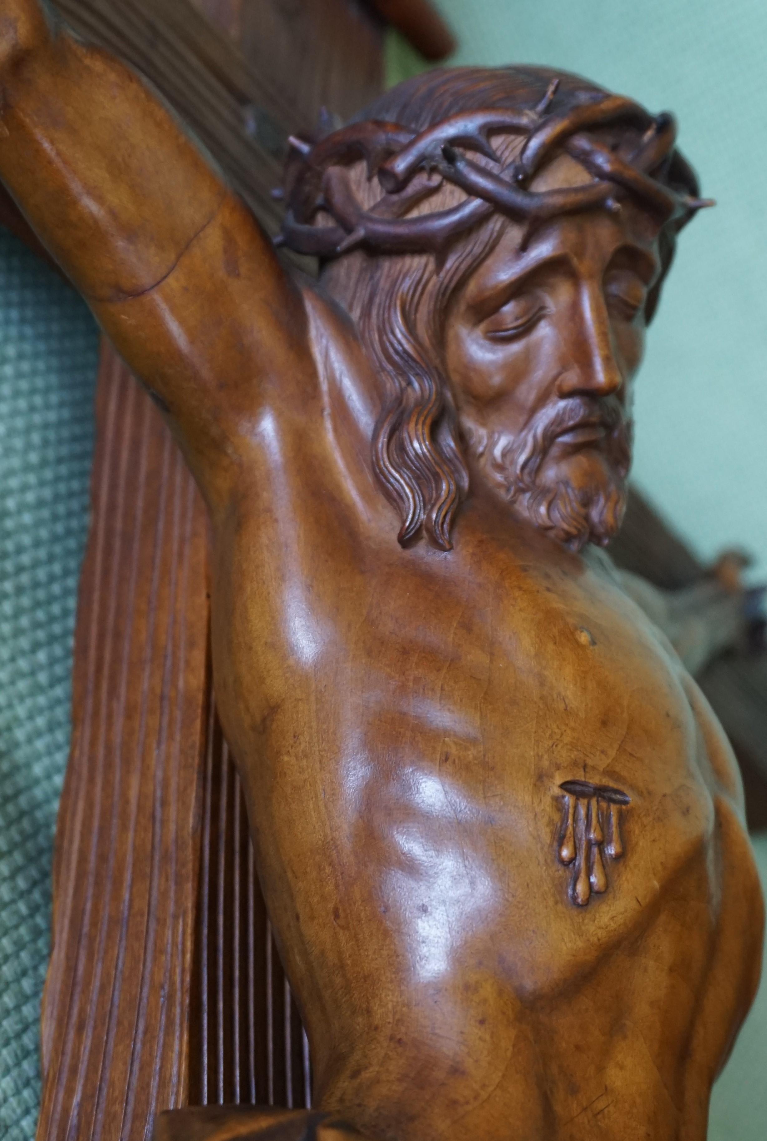 Antique Crucifix w. Stunning Hand Carved Jesus Sculpture & King of the Jews Sign 8
