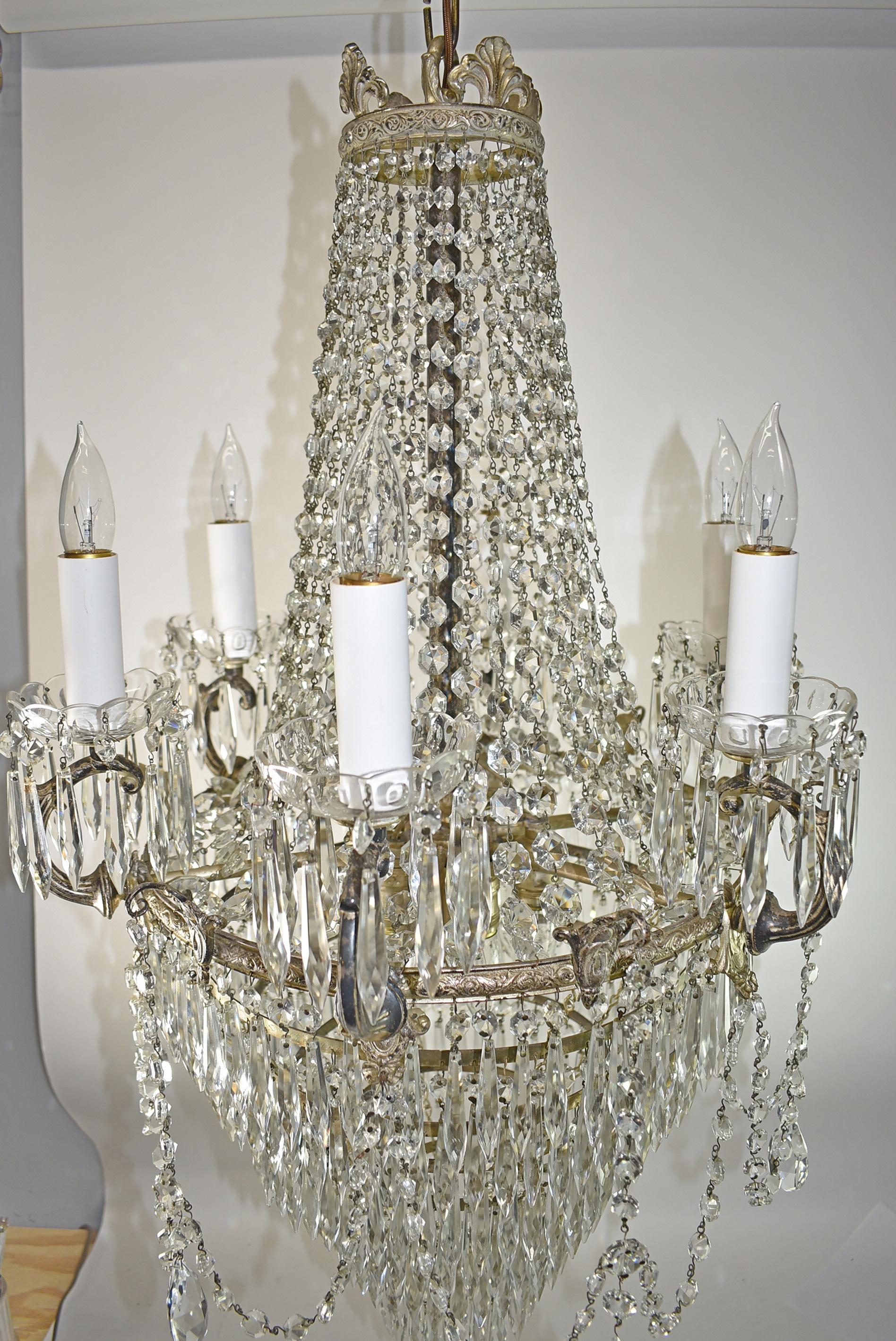 Antique Crystal and Brass Chandelier For Sale 1