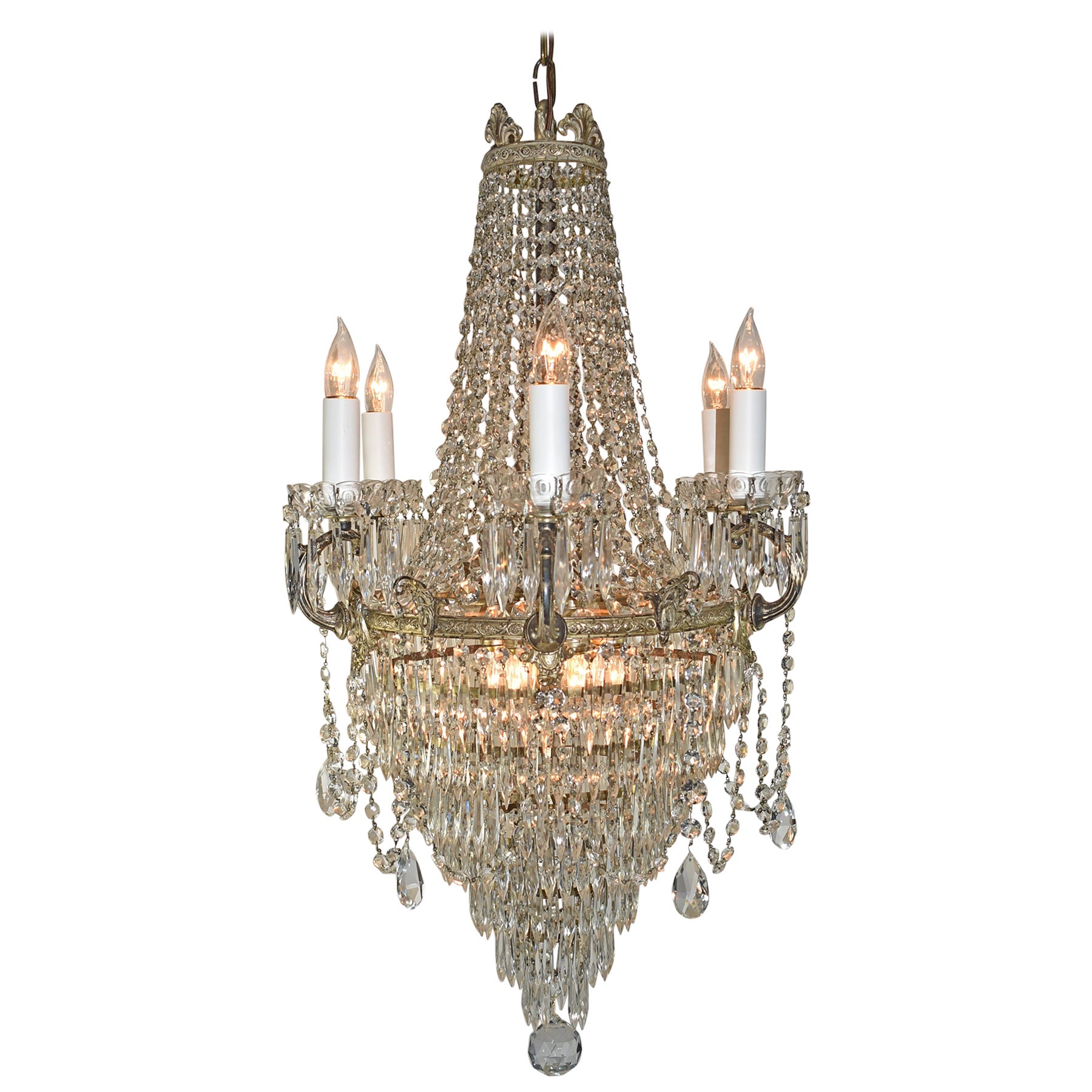 Lampadario antico in cristallo e ottone