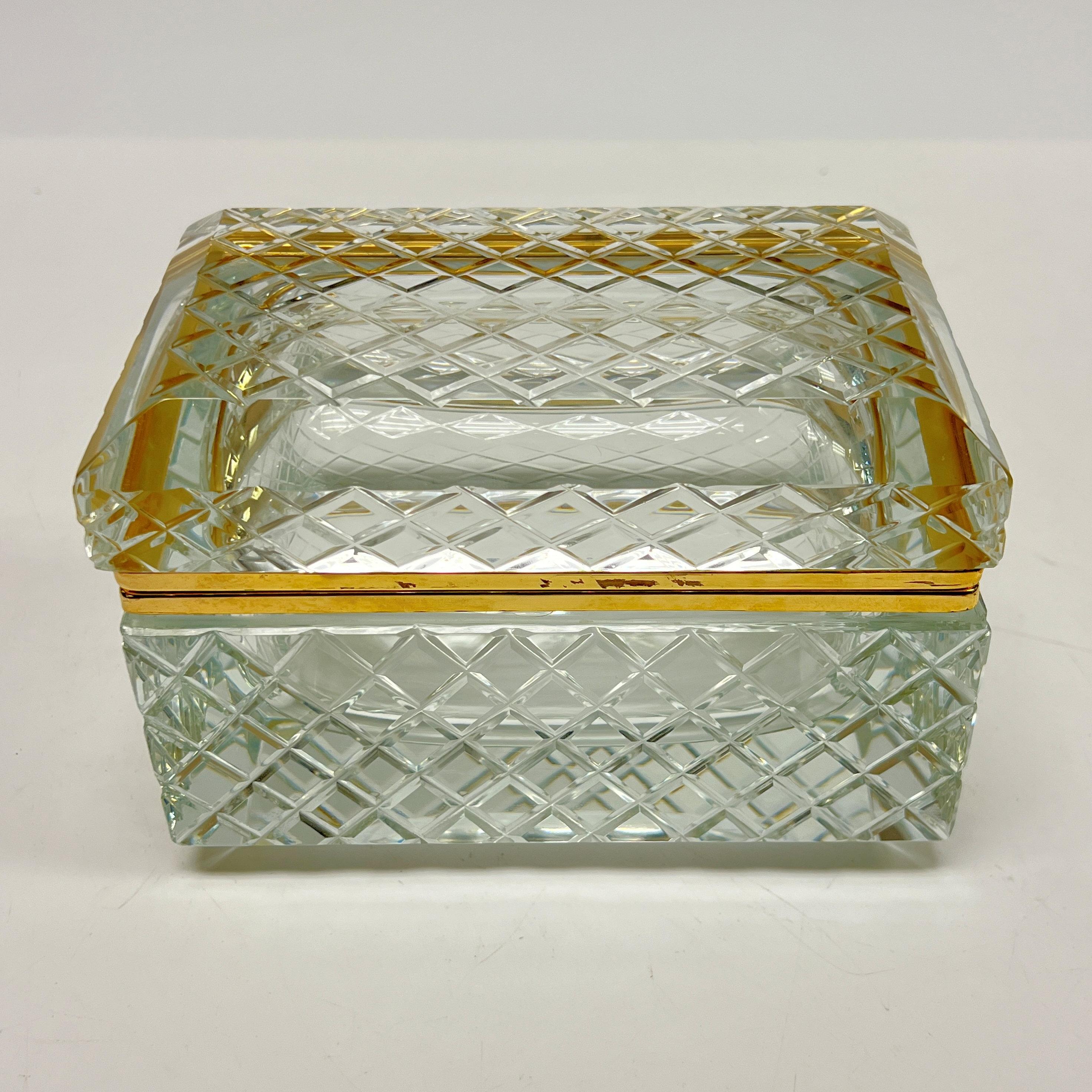 Antiguo Cofre / Caja de Cristal y Latón Dorado en venta 12