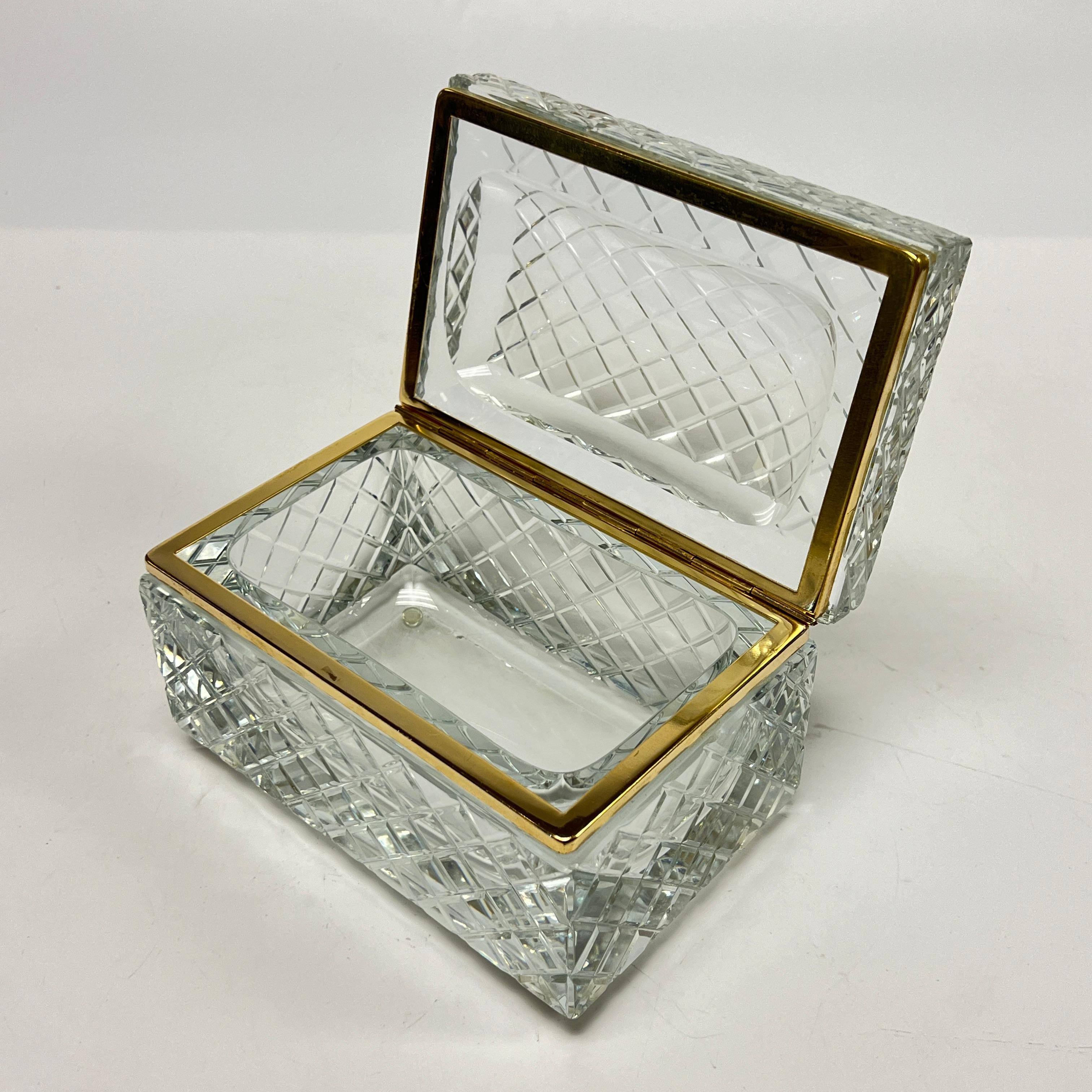 Antiguo Cofre / Caja de Cristal y Latón Dorado Neoclásico en venta