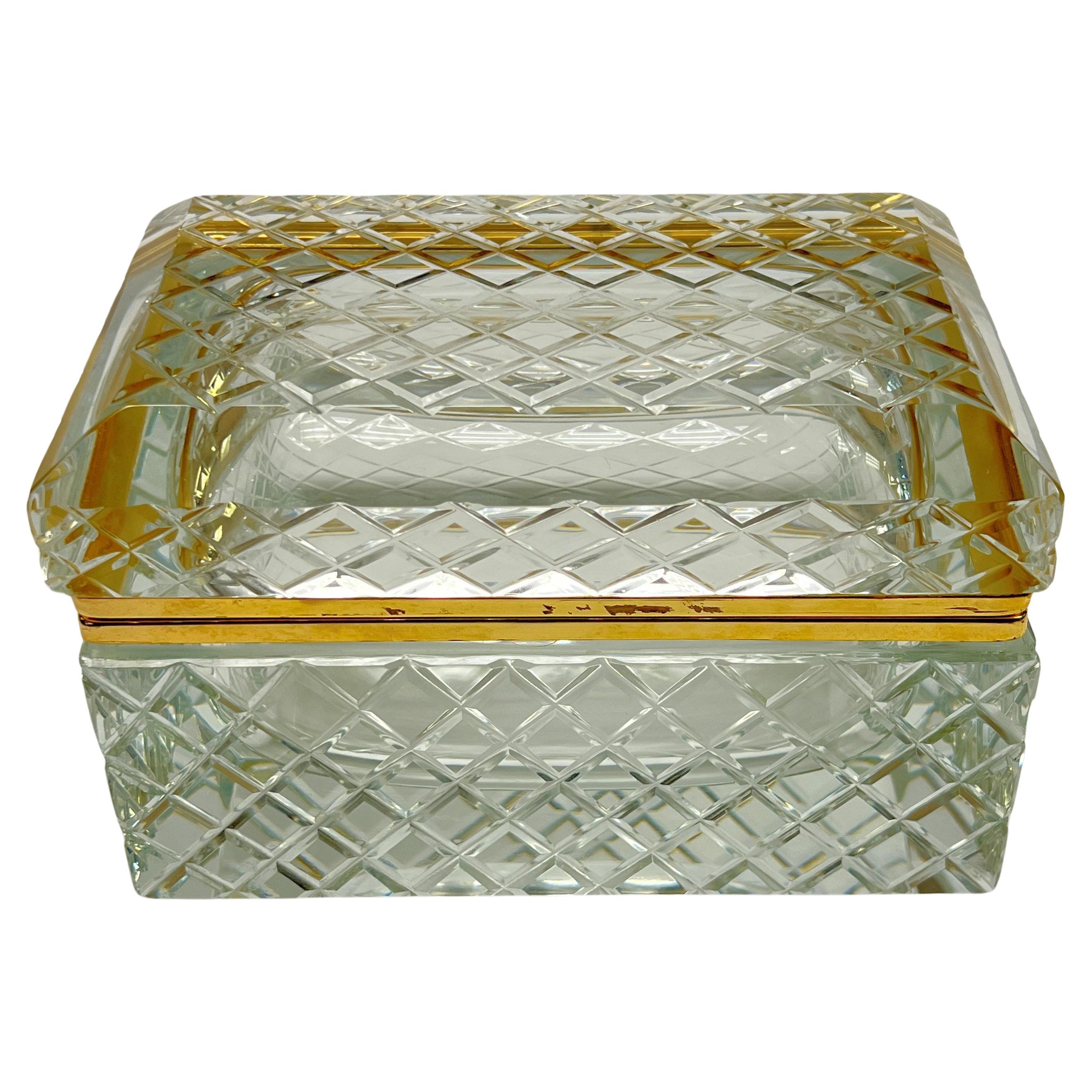 Antiguo Cofre / Caja de Cristal y Latón Dorado en venta
