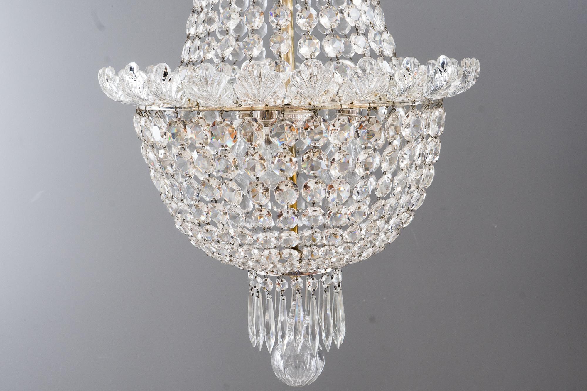 Antique crystal basket chandelier, Vienna, circa 1890s
Brass silvered
Good original condition.