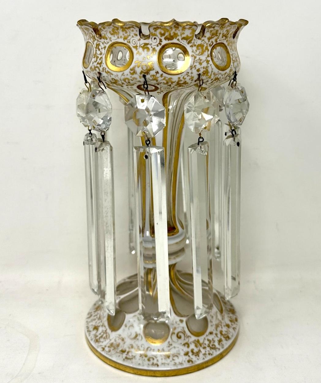 Antike böhmische Kerzenständer-Vase aus Kristall und cremefarbener, vergoldeter Emaille (Art nouveau) im Angebot