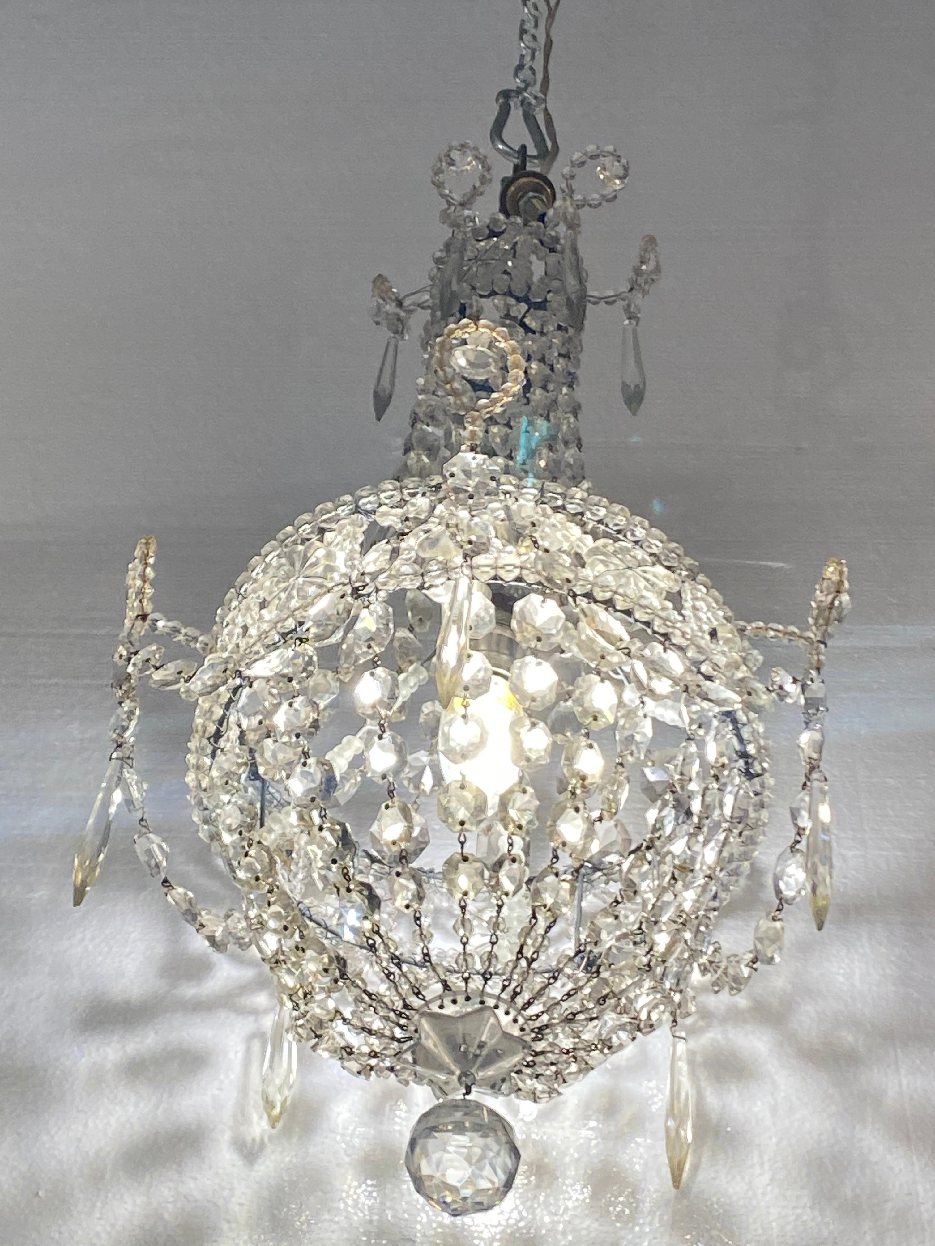 Antique Crystal Chandelier In Good Condition For Sale In Dallas, TX