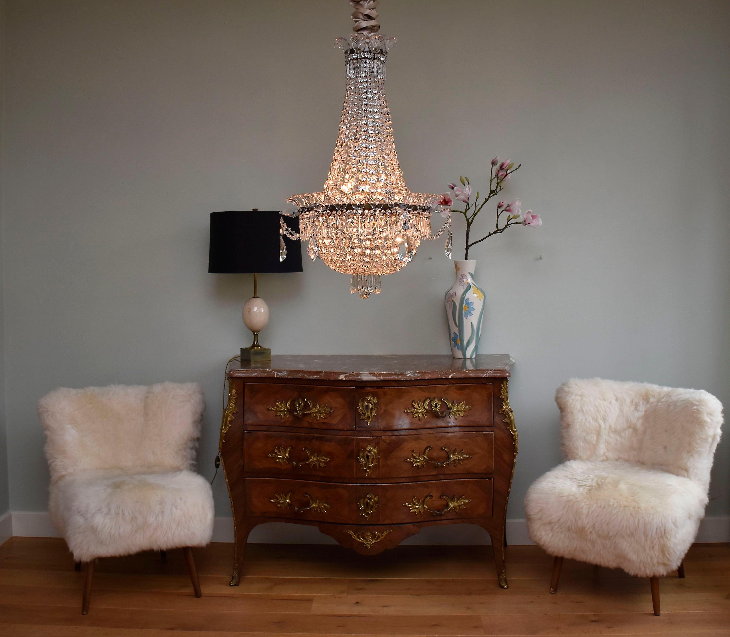 Crystal Antique crystal chandelier in the style of Louis XVI For Sale