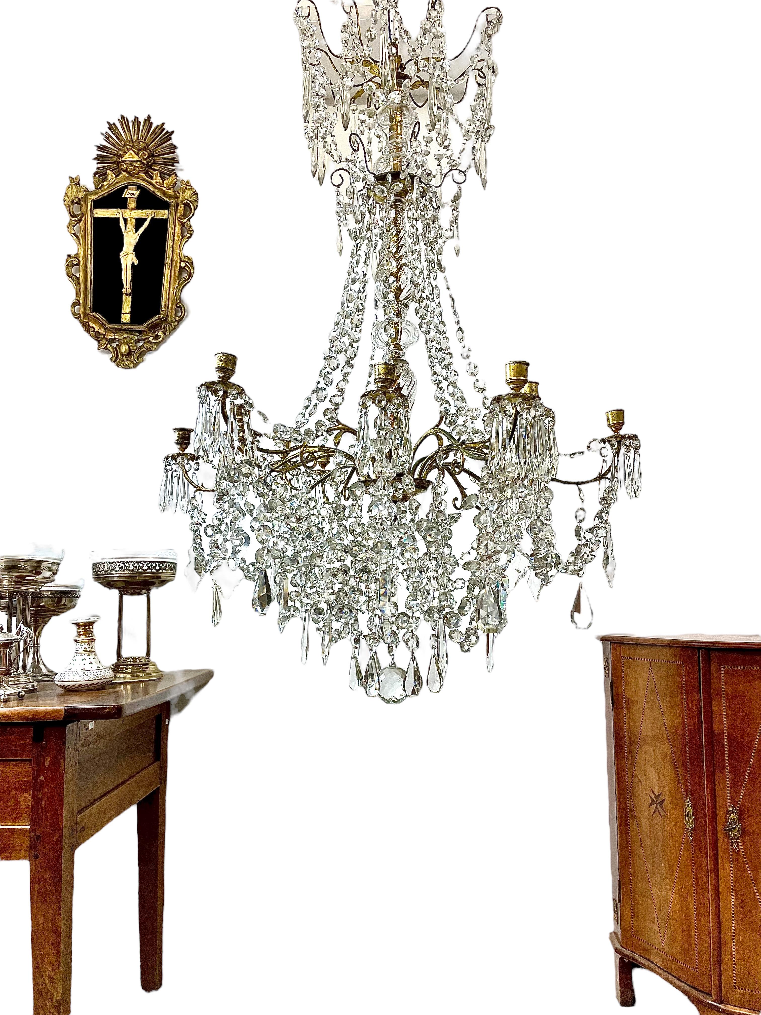 1880s French Crystal Chandelier of 12 Lights  For Sale 2