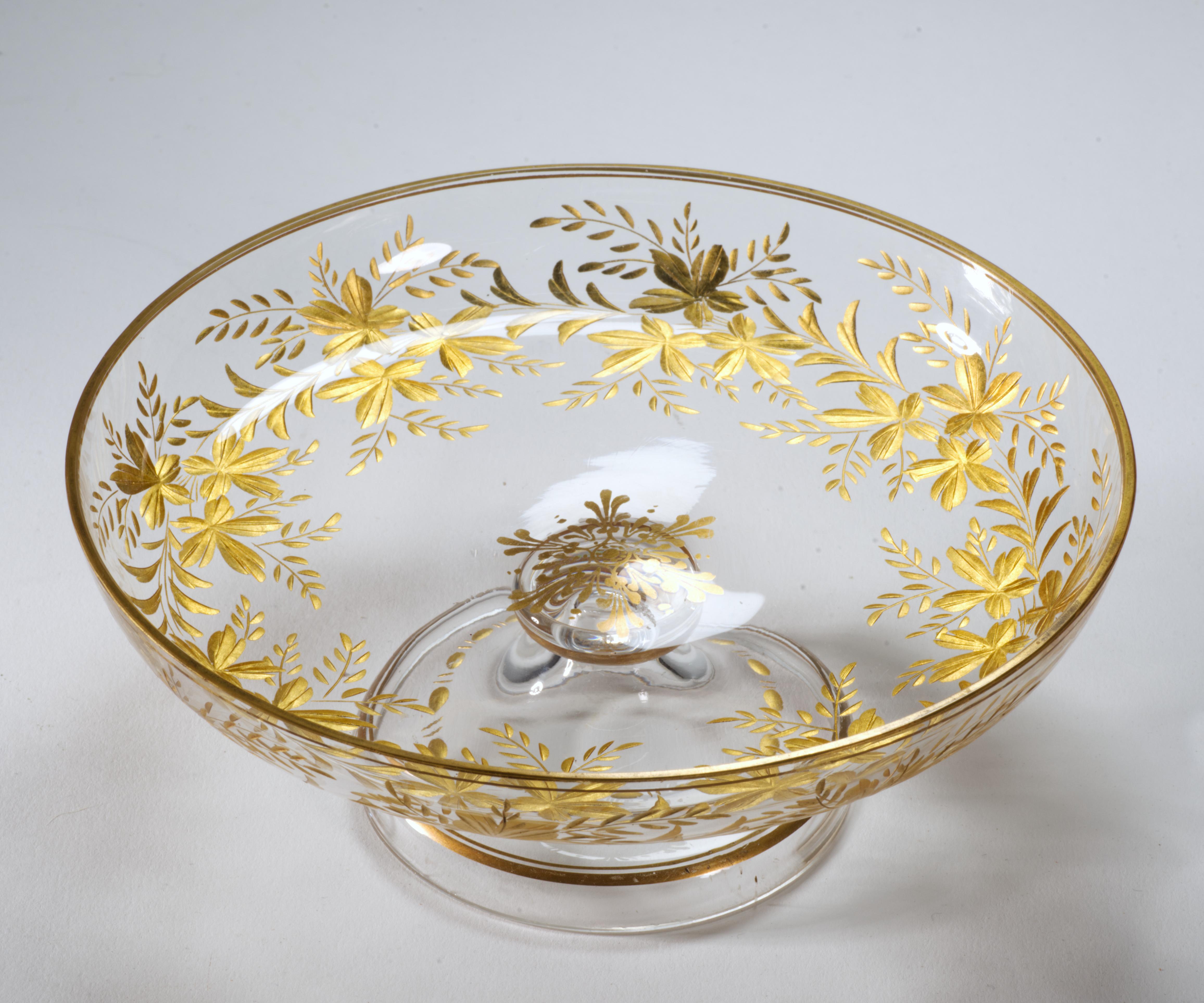 Antiguo Cuenco con Pie Tazza Tallado en Cristal Dorado, attrb a Josephinenhutte Art Decó en venta