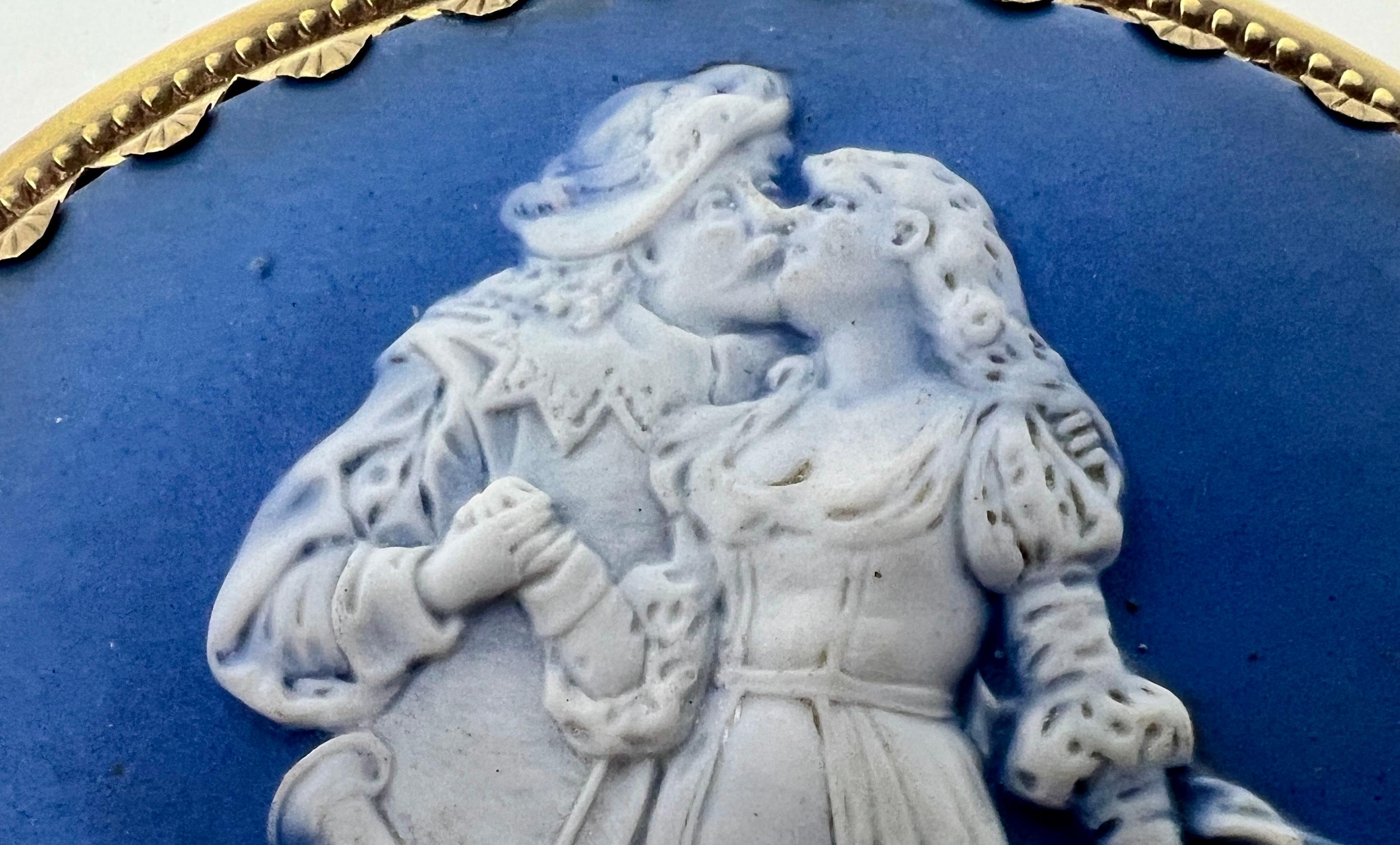 Antique Crystal Powder Jar with Wedgwood Cover In Good Condition In New Orleans, LA