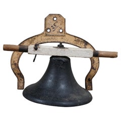 Antique CS Bell Crystal Metal No 2 Cast Iron Farm Dinner Bell & Upright 25"