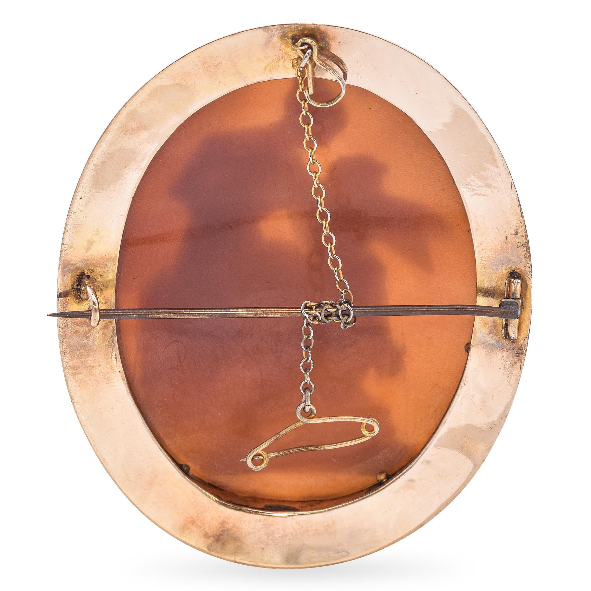 Antike „ Amor auf Venus's Lap“ Kamee-Brosche Damen im Angebot