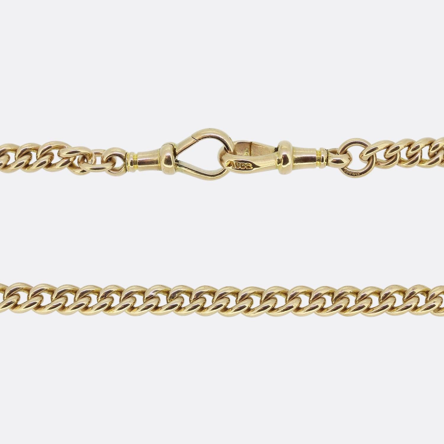 This is a wonderful antique 9ct rose gold chain. The chain features curb style links and is attached by two secure swivel clasps and each link is marked '375' '9'.
If you plan to wear this as a necklace chain please bear in mind that it is 15.5