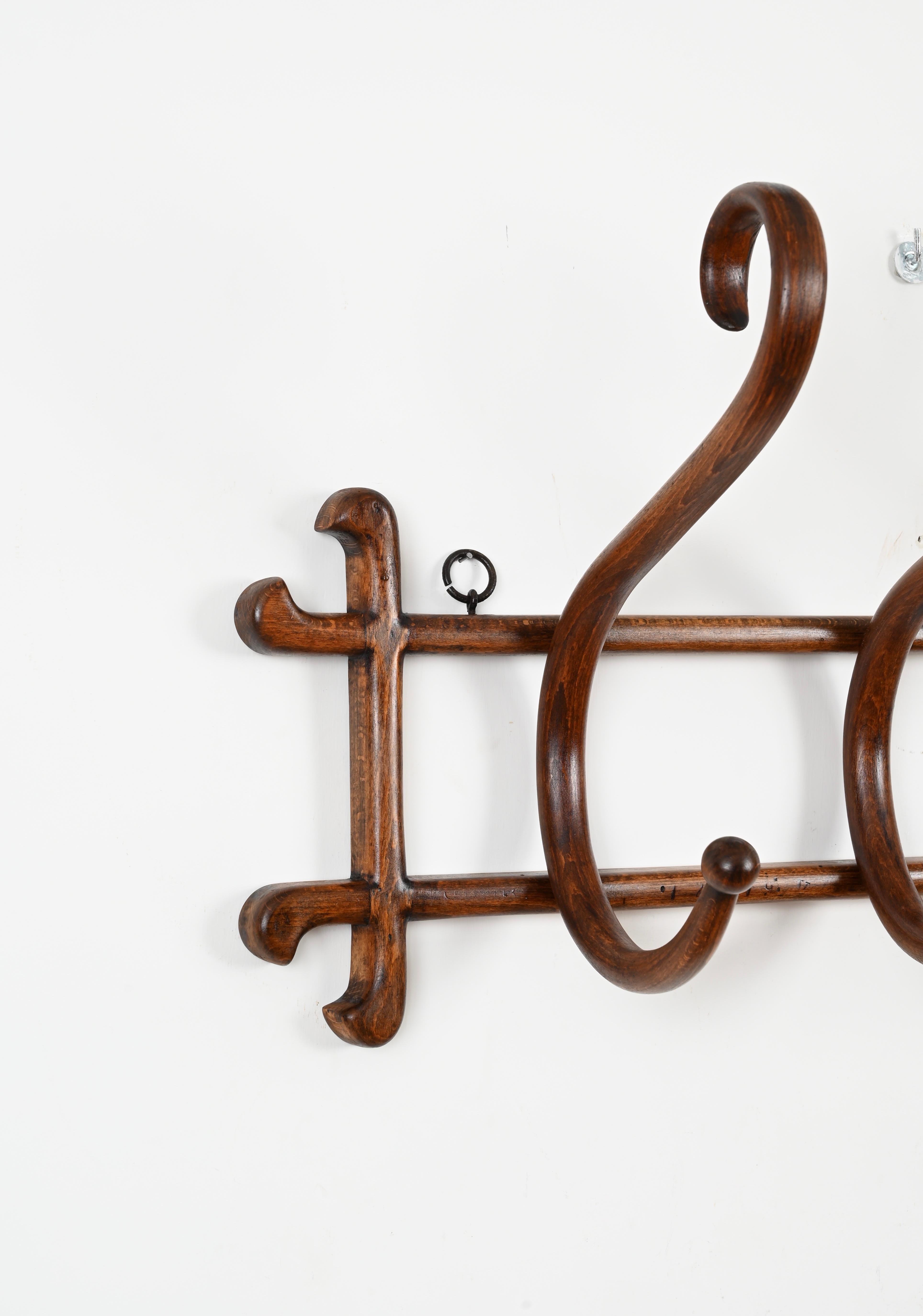 Antique Curved Walnut Coat Rack by Michael Thonet, Italy, Early 1900s 1