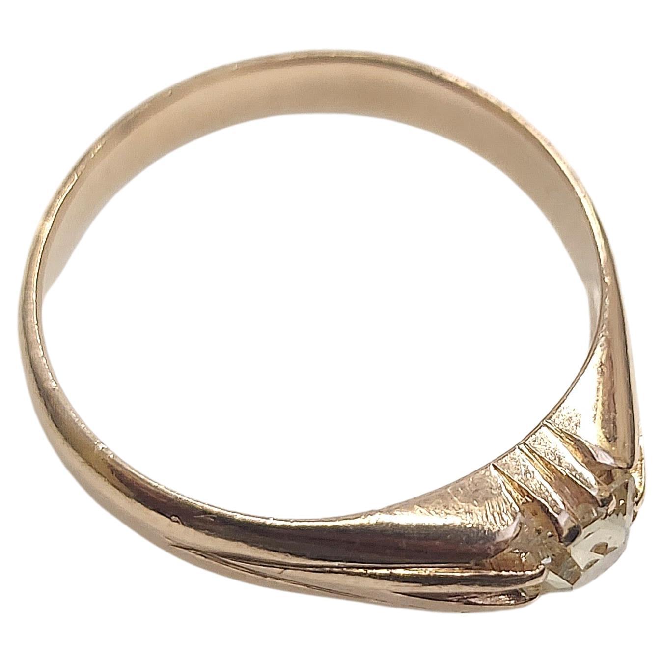 Antiker Diamant Gold Solitär Ring mit Kissenschliff im Angebot 1
